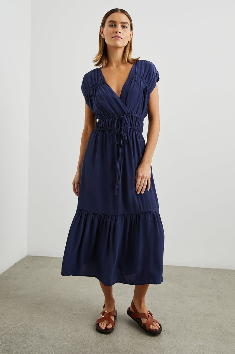 aletta maxi dress Imported. Modern Chinese Wedding Dress, beach style Size:Large Regular (43R)