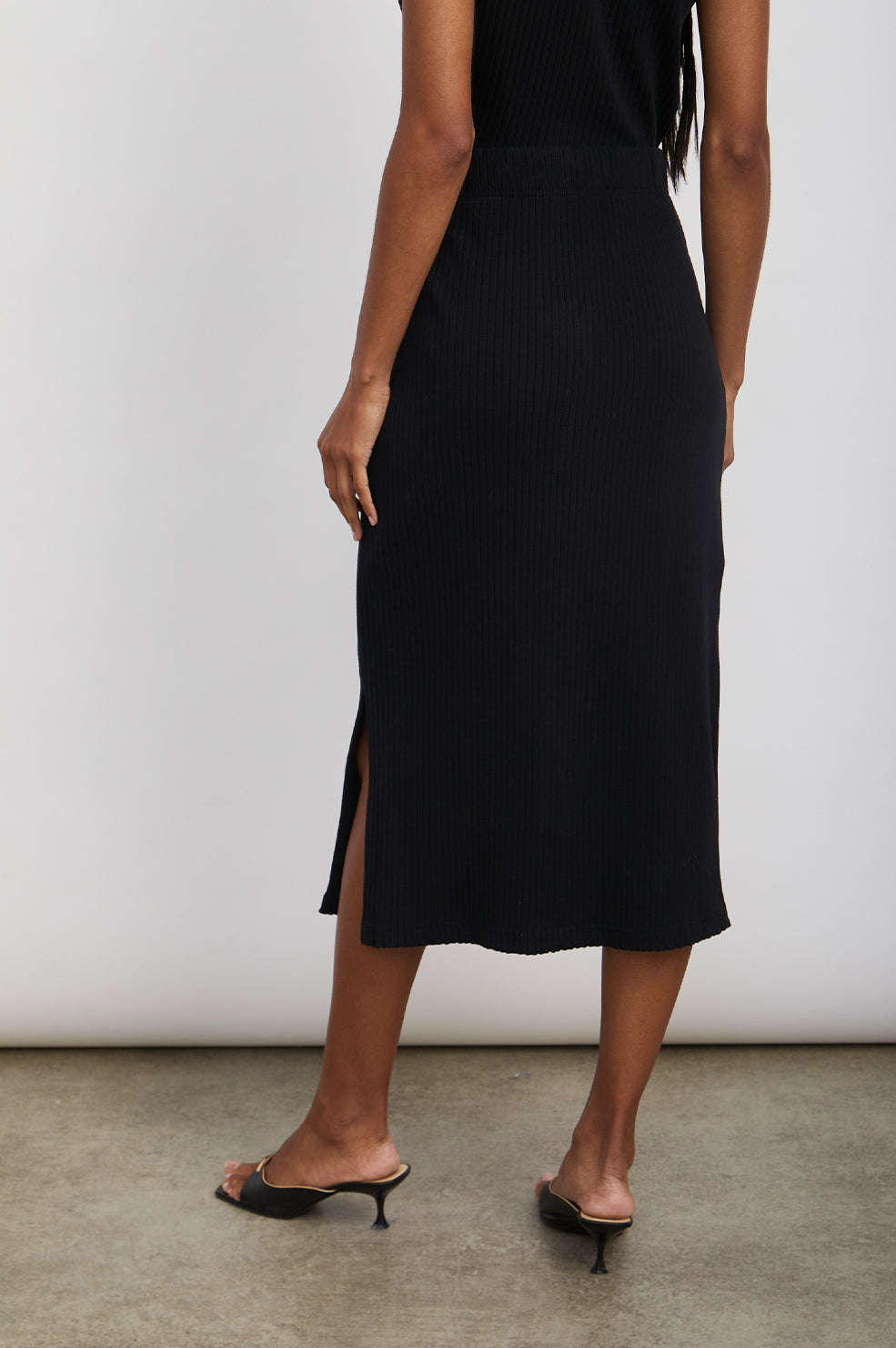 ANGIE TRUE BLACK SKIRT-BACK