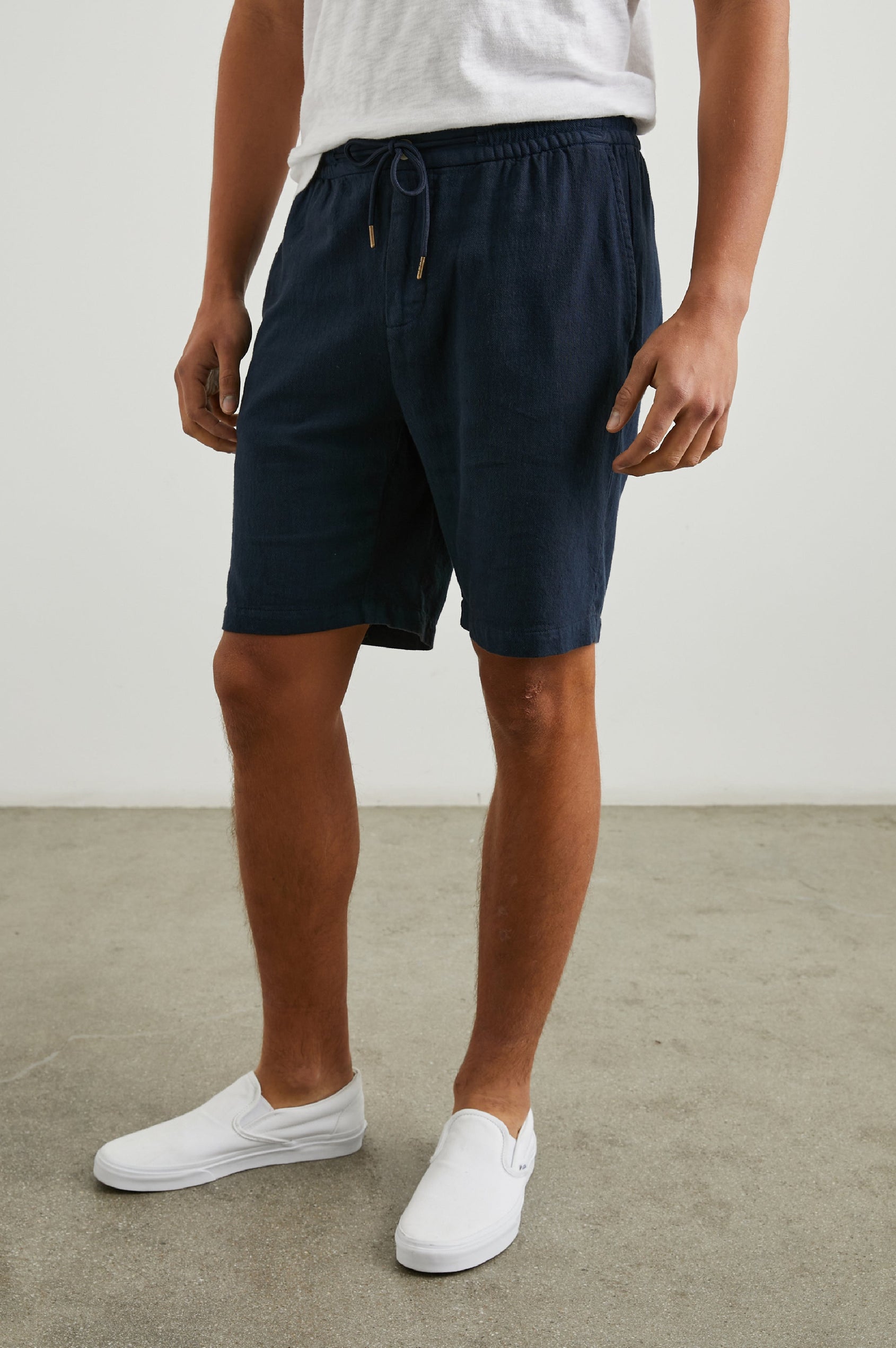 ARCHER SHORT - DEEP MERIDIAN - SIDE