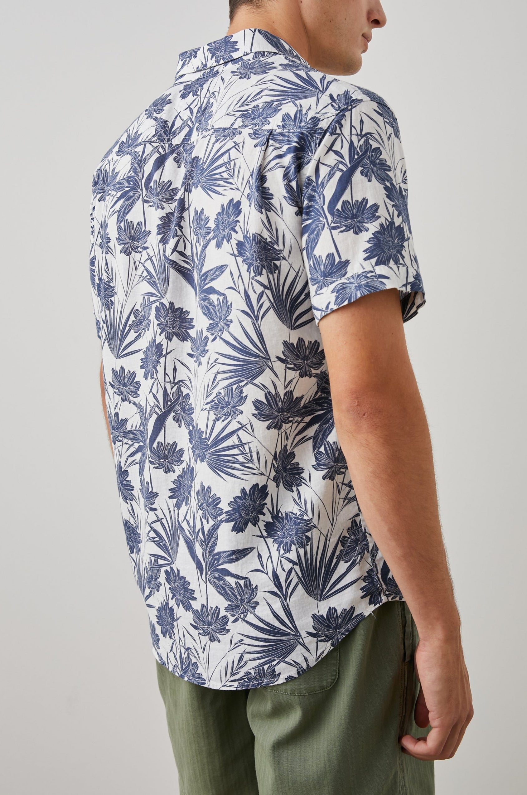 CARSON SHIRT JUNGLE FOLIAGE ROYAL - BACK