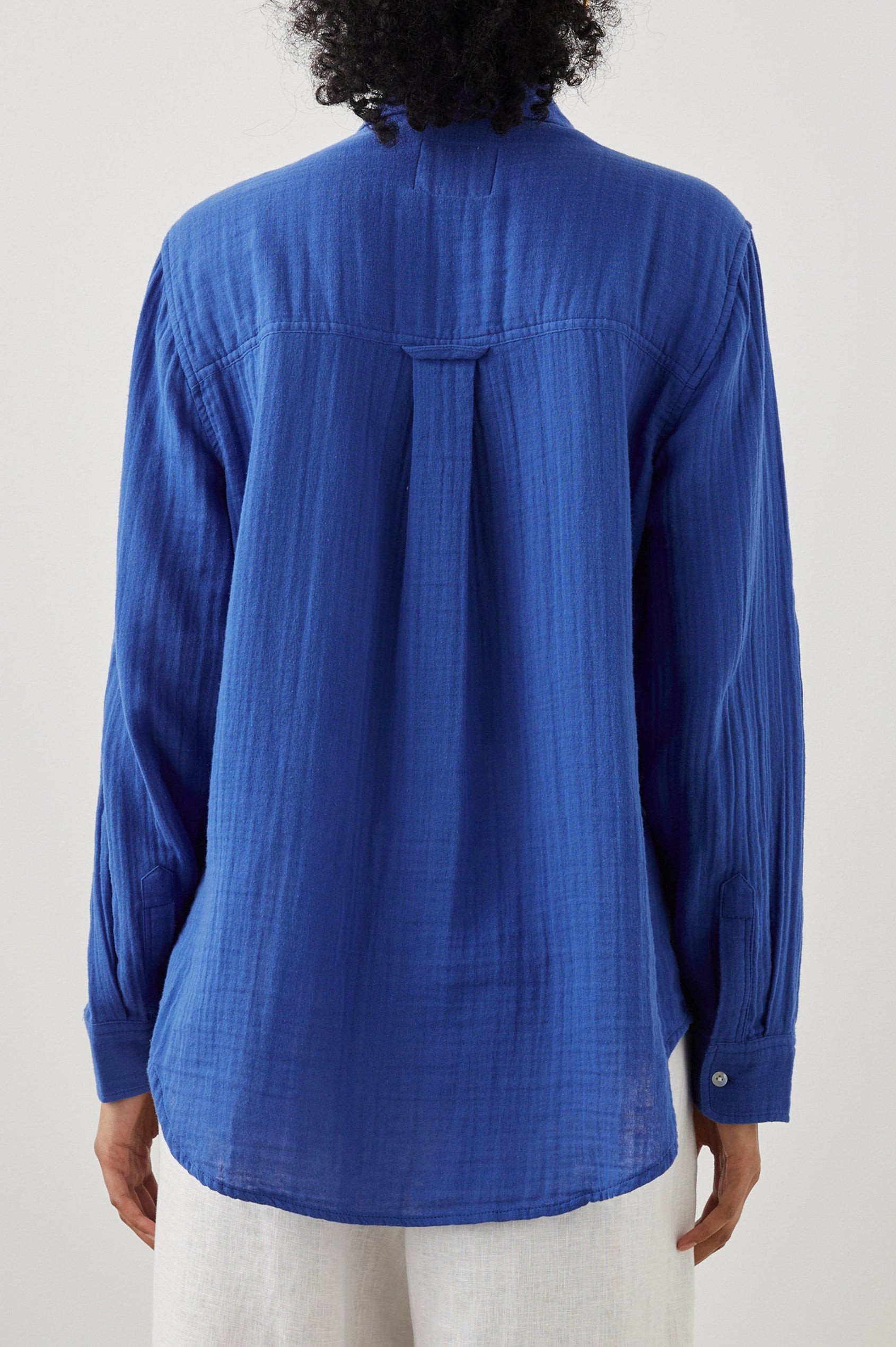 ELLIS-COBALT-BACK