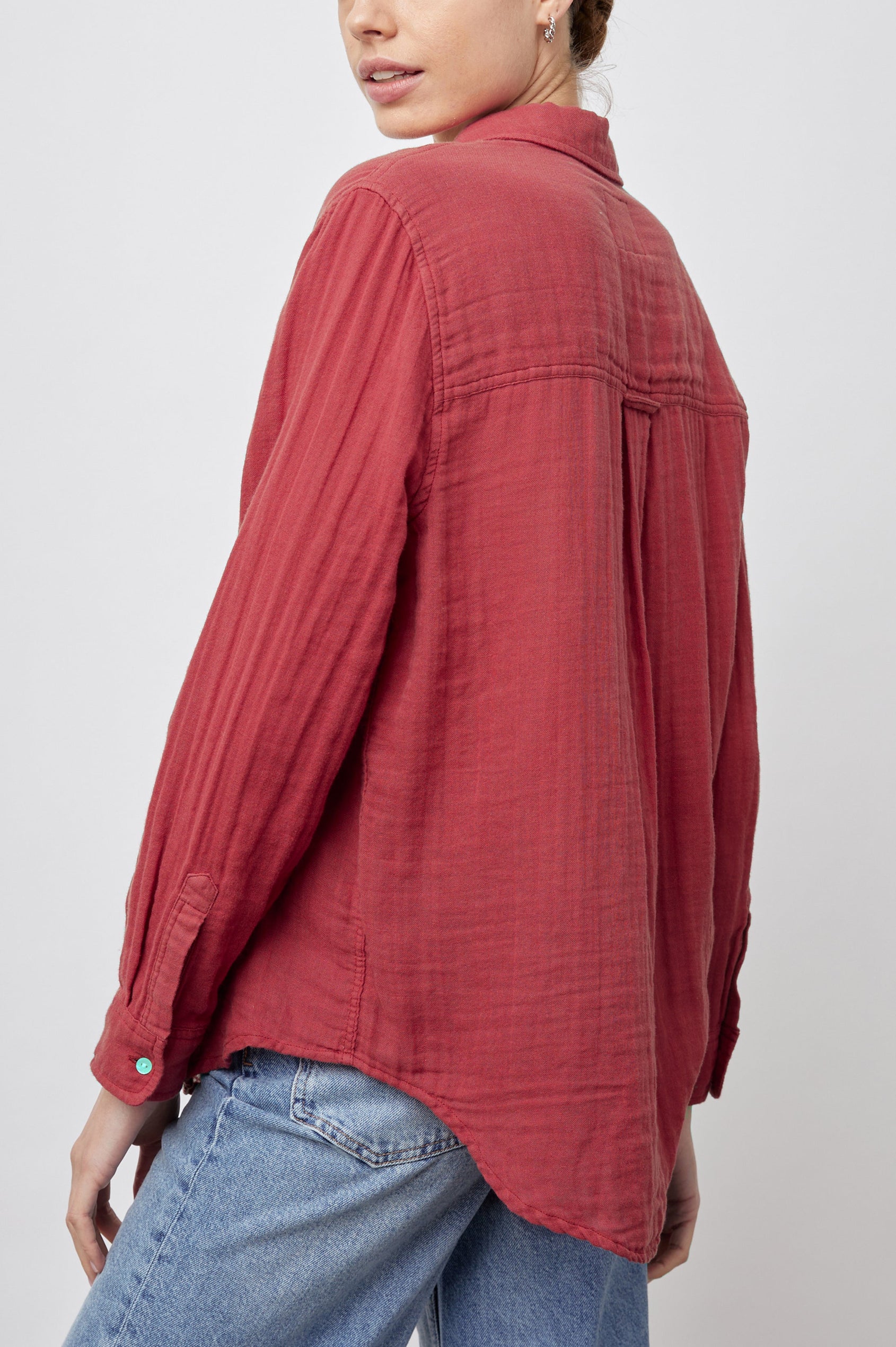 ELLIS-CRANBERRY-BACK ANGLE