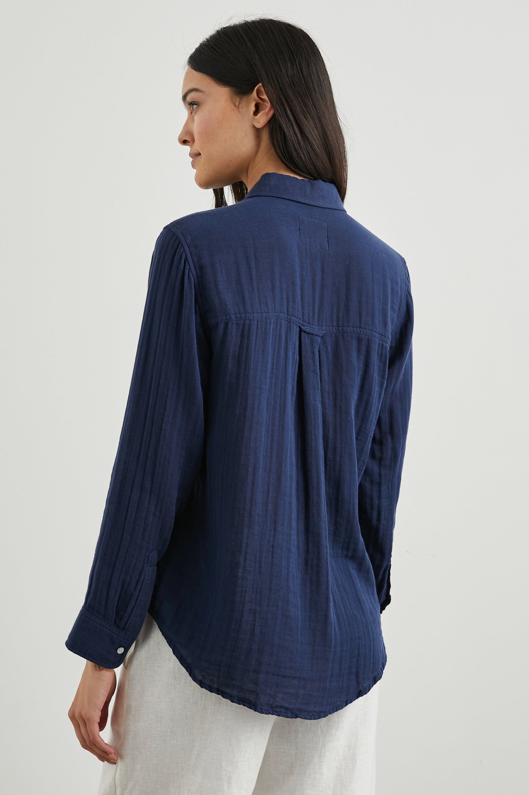 ELLIS-INDIGO-BACK