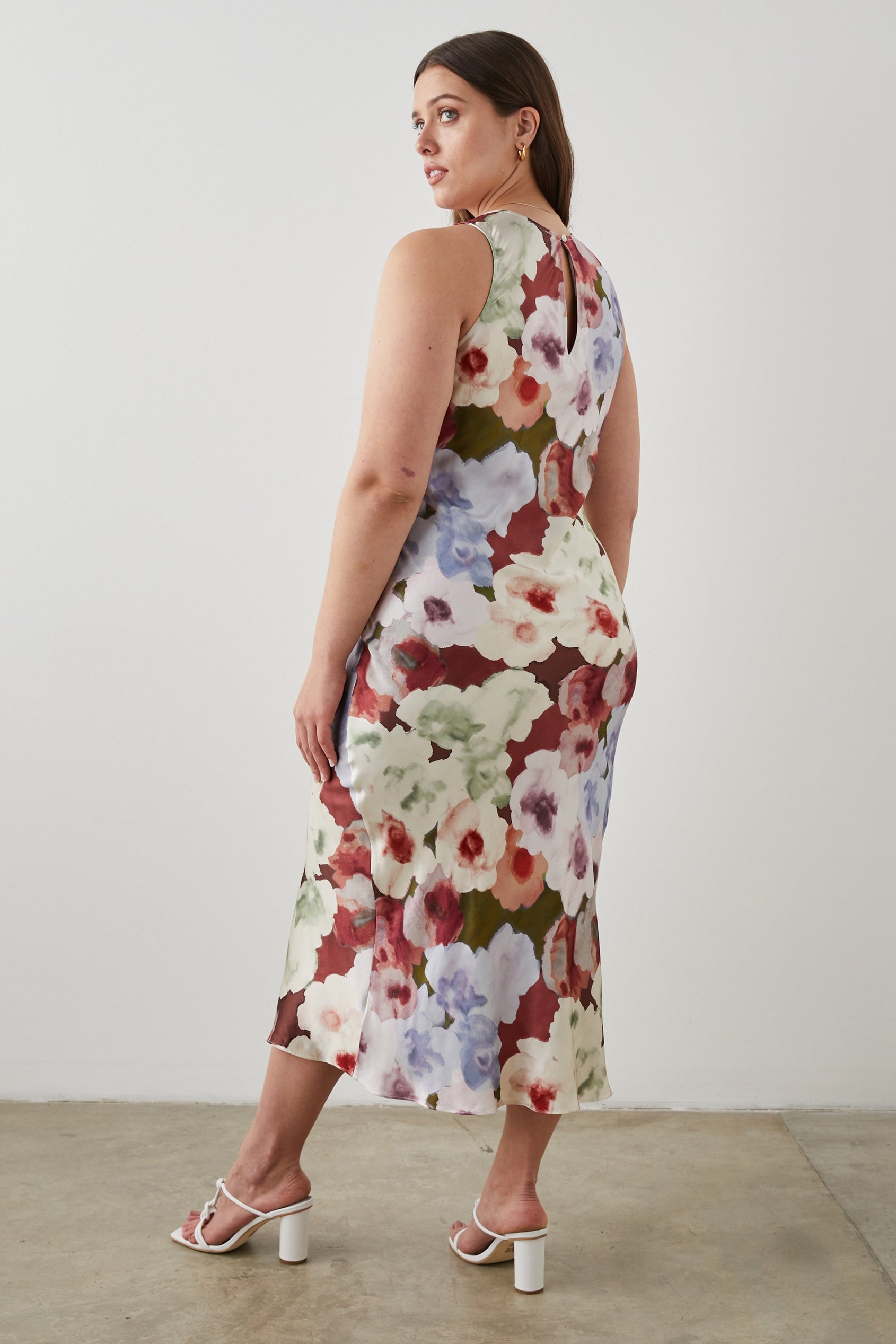 GABRIELLA DRESS PAINTED ROSE - BACK MODEL 2