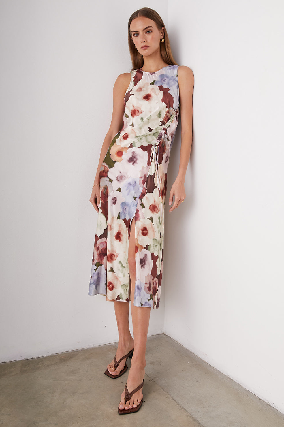 GABRIELLA DRESS PAINTED ROSE - FRONT FULL BODY LEANING