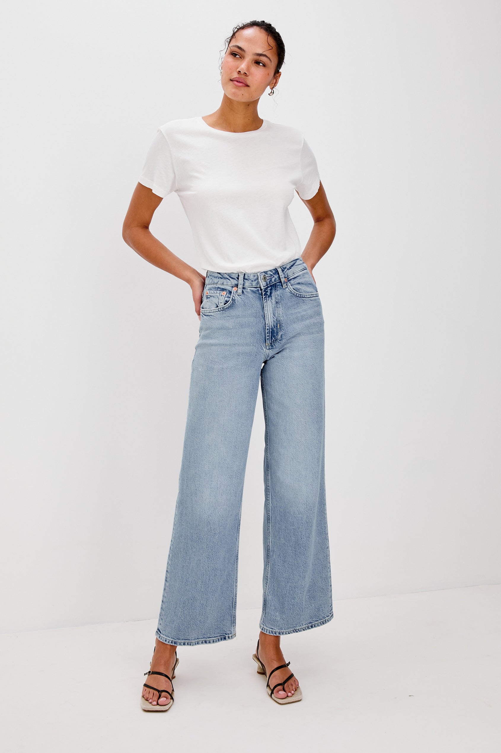 Getty high waisted 5 pocket wide leg jean in light wash Jasper - full body front view on model.