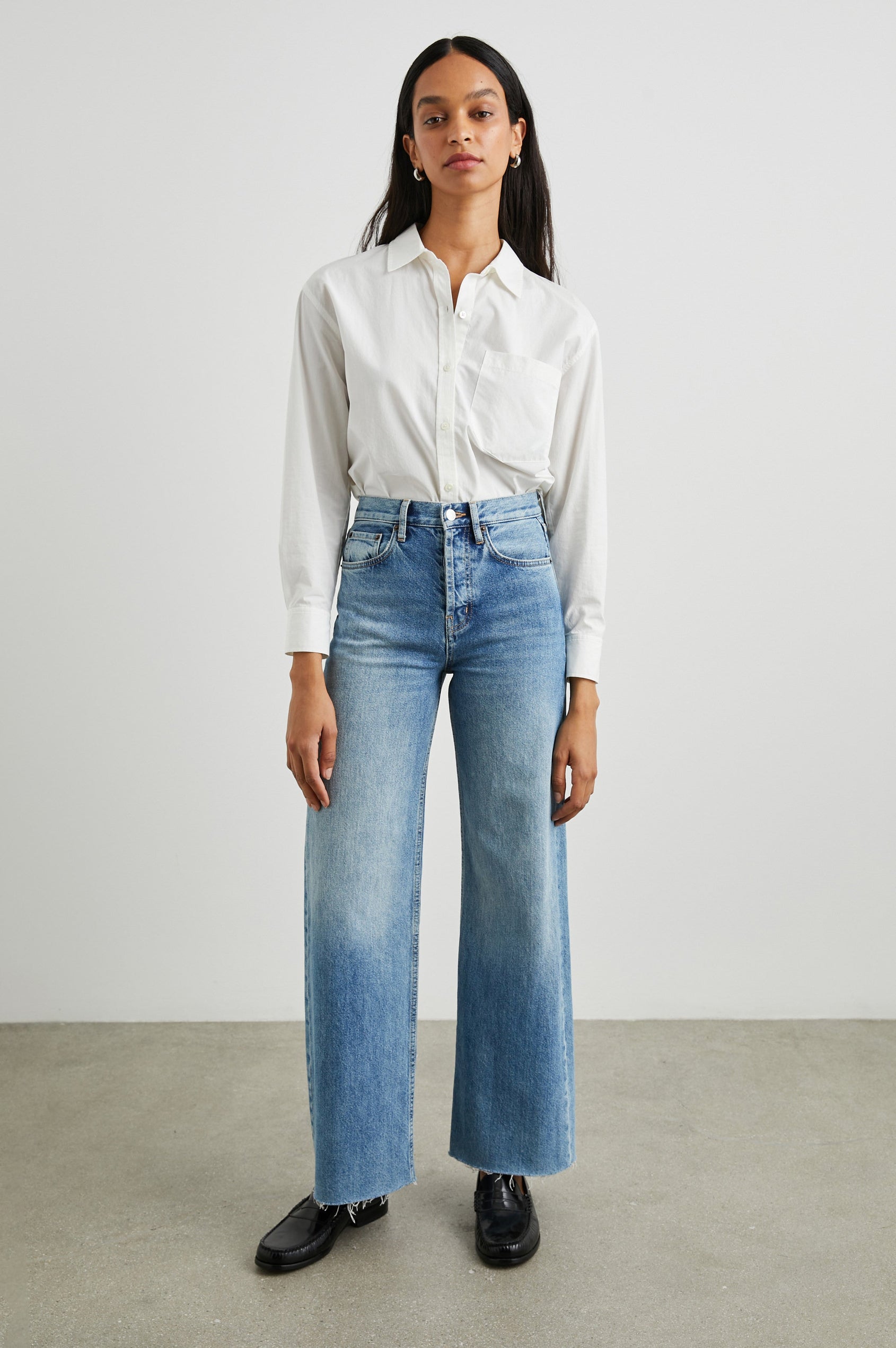 GETTY-OLDINDIGO-FULL FRONT BODY