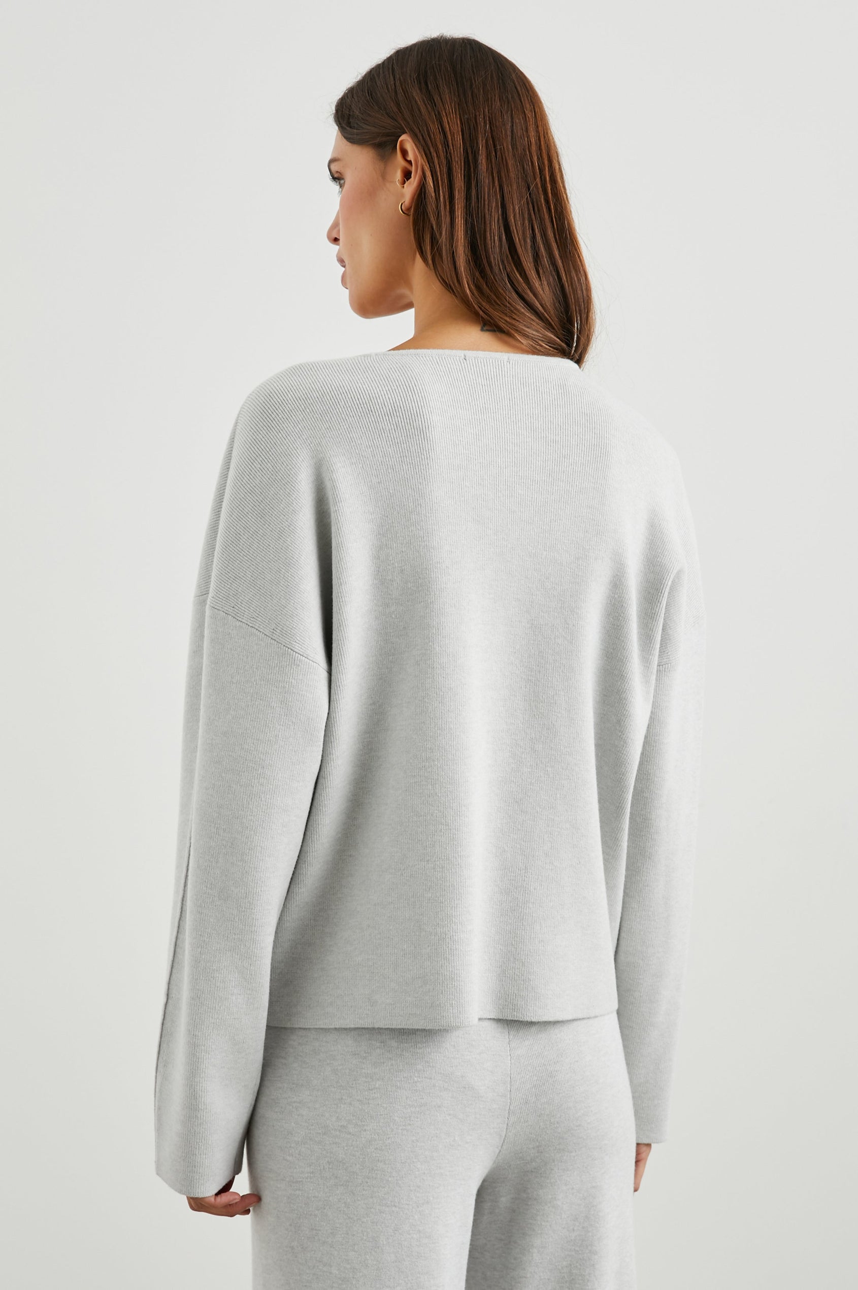 HOLLYN-LIGHT-HEATHERGREY-BACK