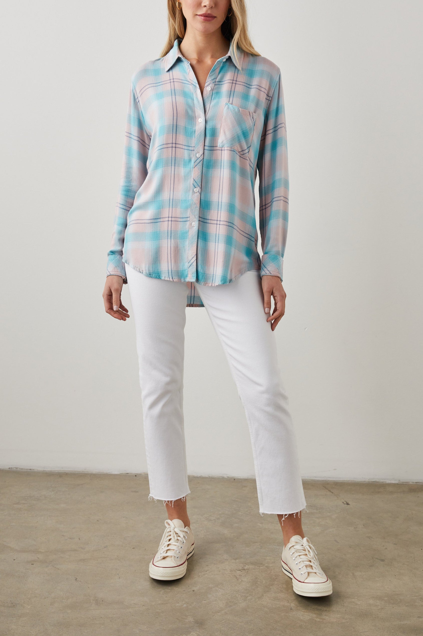 HUNTER-BLUE-DAWN-FULL FRONT BODY