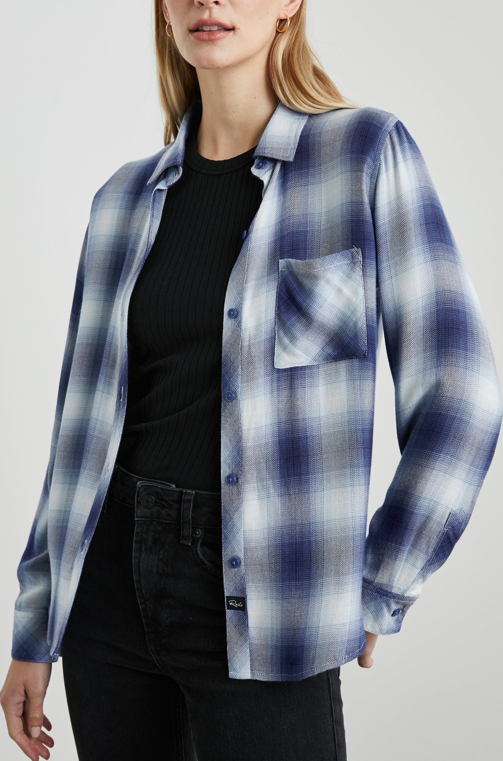 HUNTER SHIRT PACIFIC IVORY BLUE - FRONT UNBUTTONED
