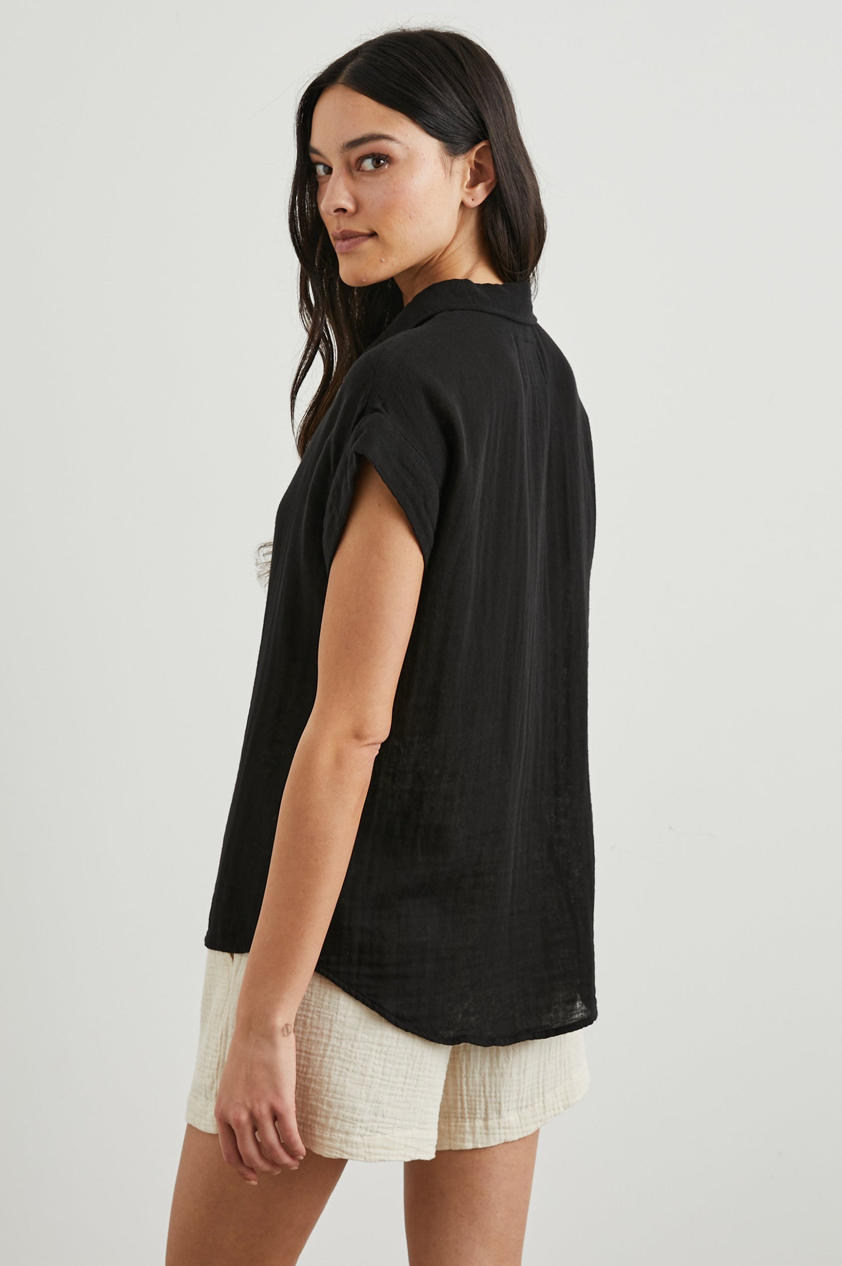 JAMIE-BLACK-BACK