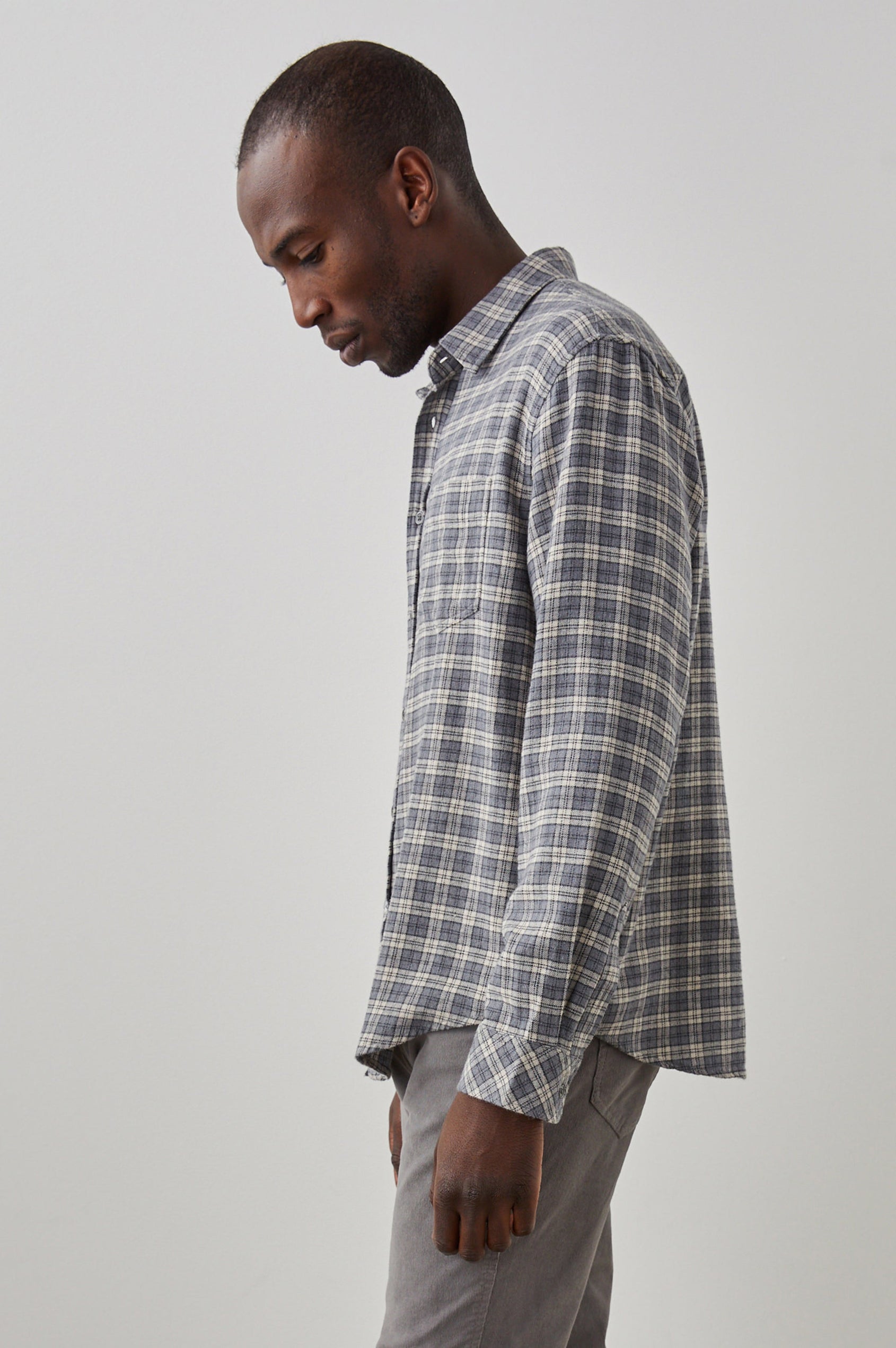 LENNOX-CHARCOAL-FLAX-MELANGE-SIDE ANGLE