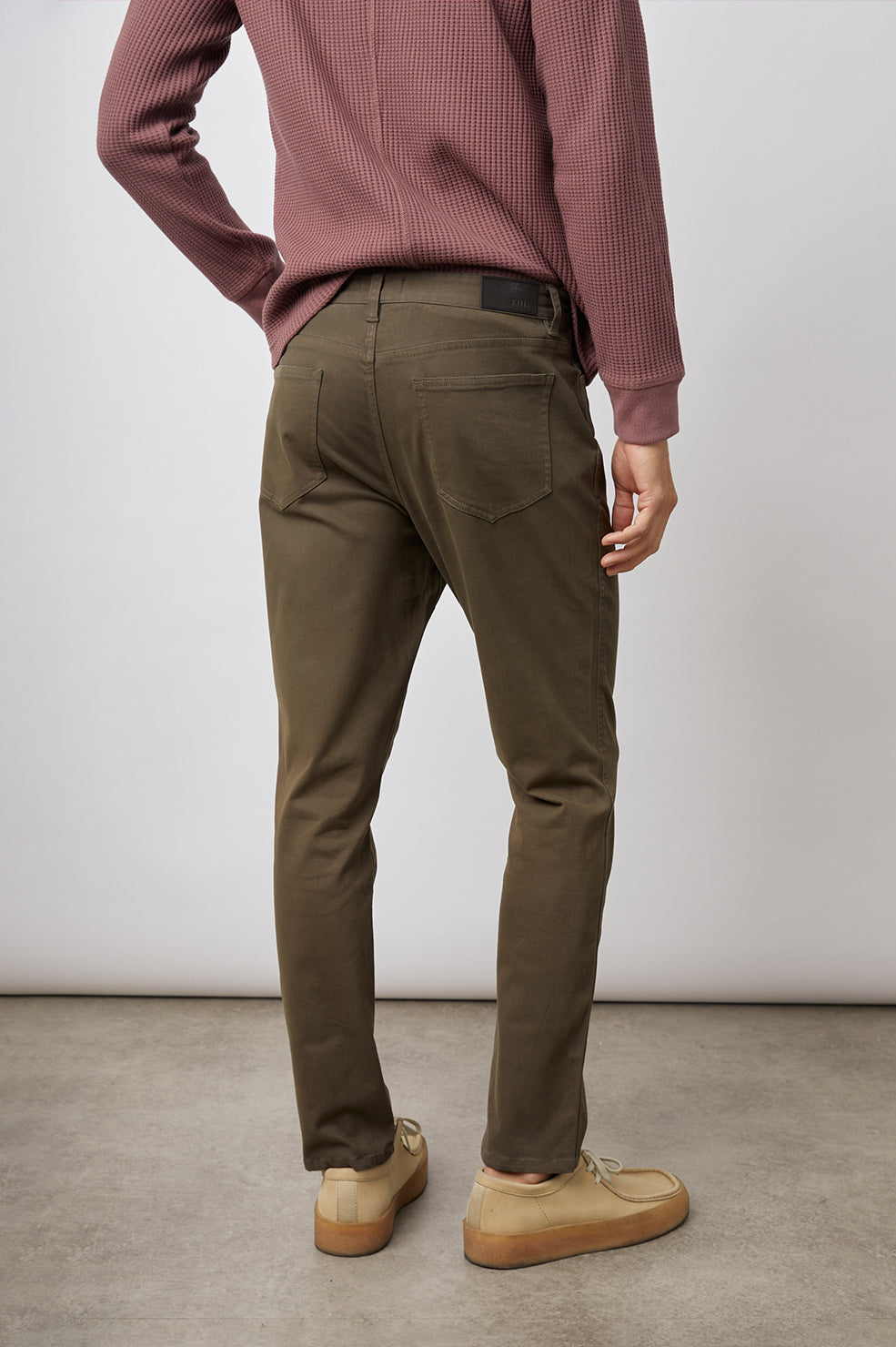 LEWIS PANT - DARK OLIVE