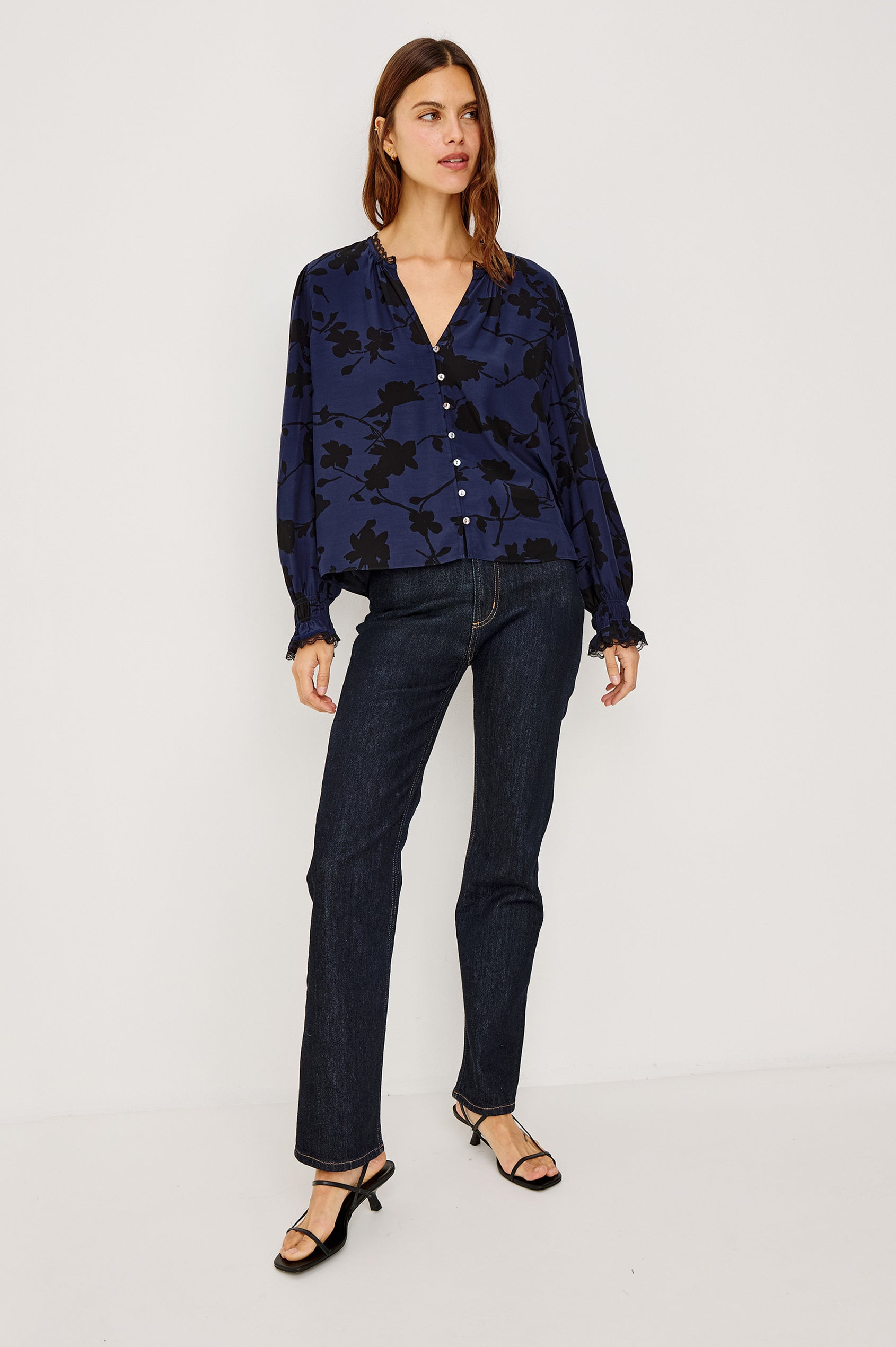 MAGDA SHIRT - NAVY TOSSED ROSES