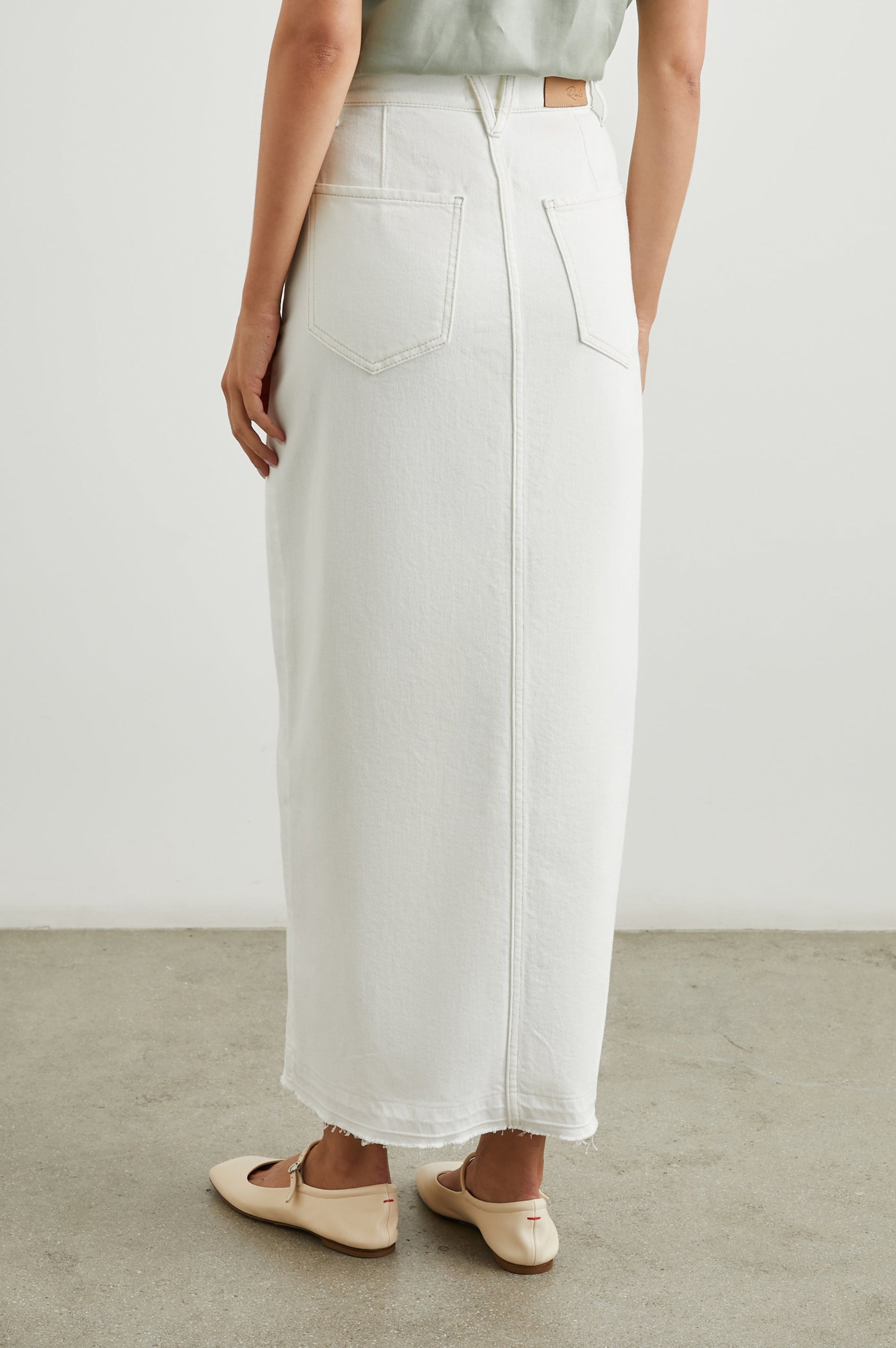MANHATTAN SKIRT - ECRU - BACK BODY