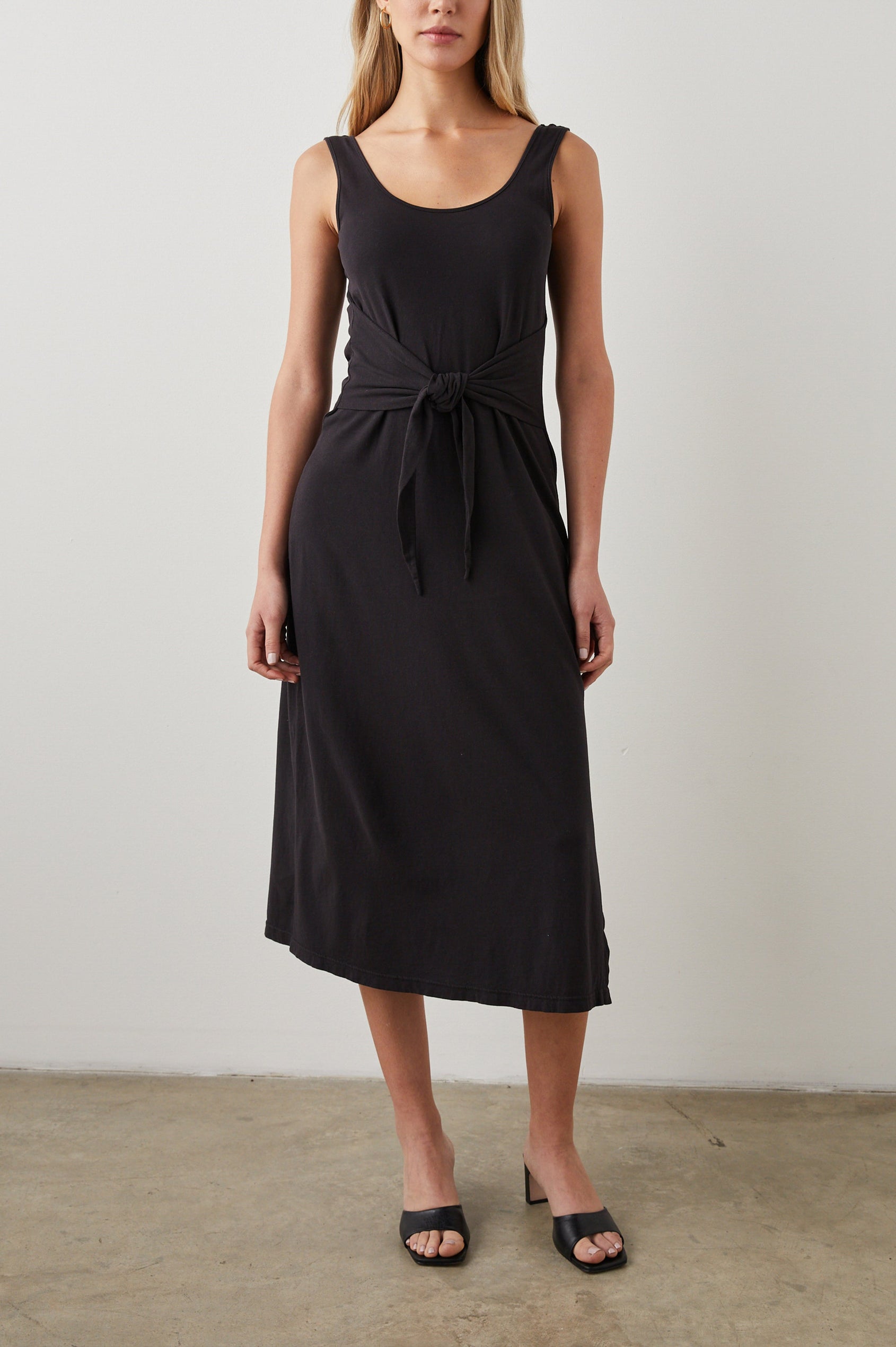 MEG-BLACK-FULL FRONT BODY