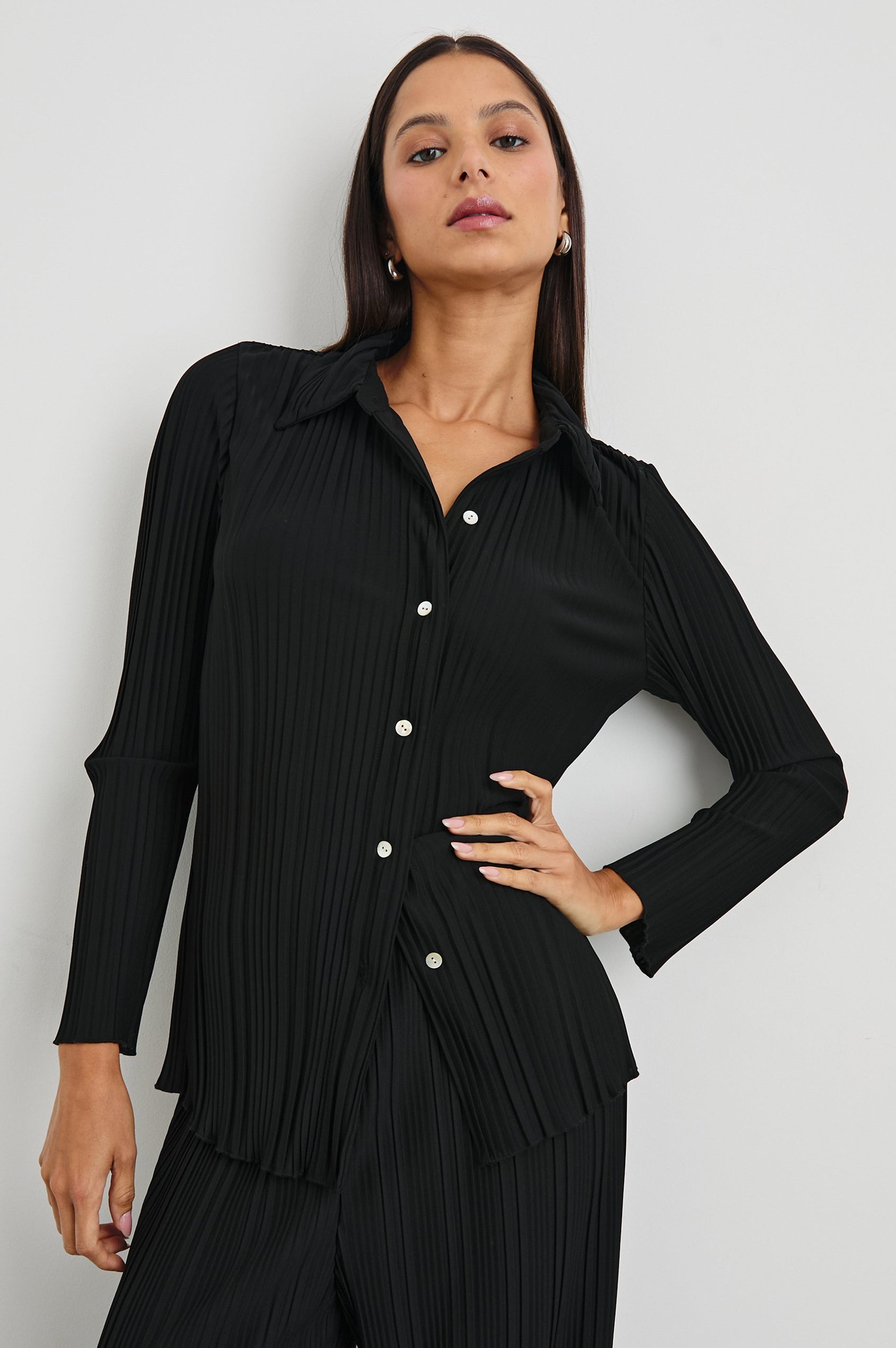 Raya Long Sleeve Button Up without Button Cuffs and with a Collar and Textured Fabric in Jet Colorway - Front View Featured on Model