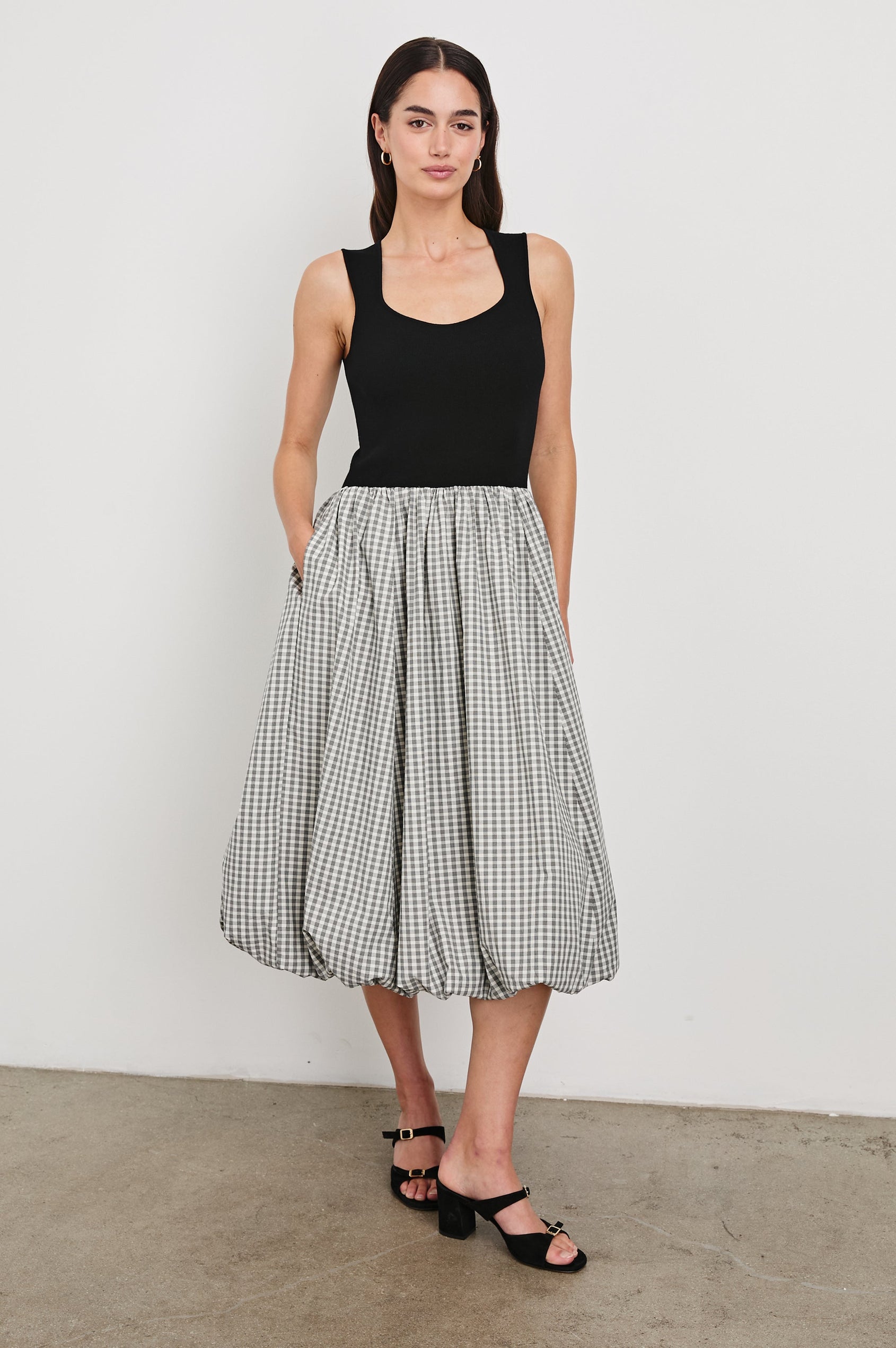 ROSALIND-IVORY-JET-GINGHAM-BLACK-FULL FRONT BODY