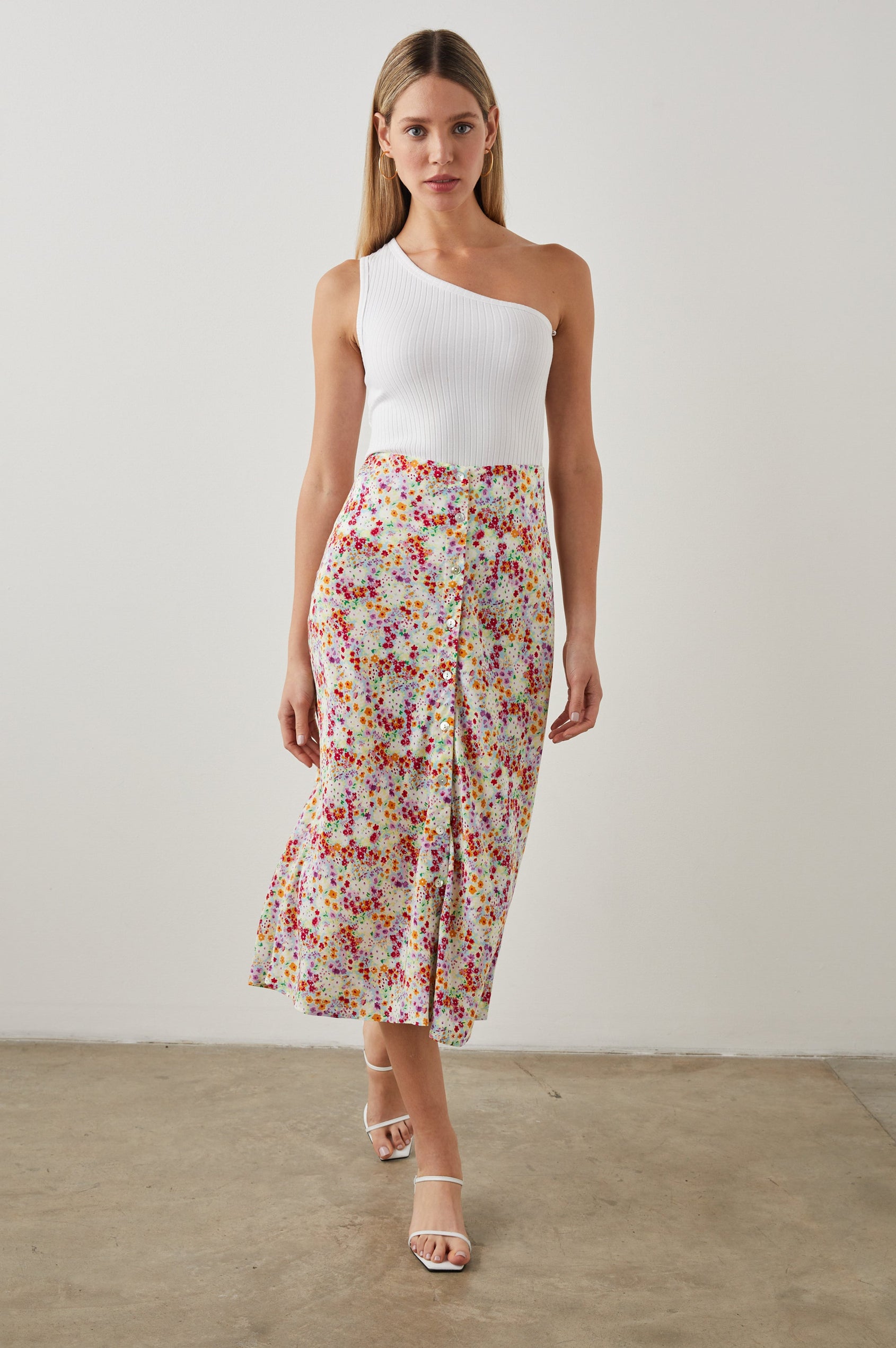ROSETTA SKIRT FLEUR - FULL FRONT BODY