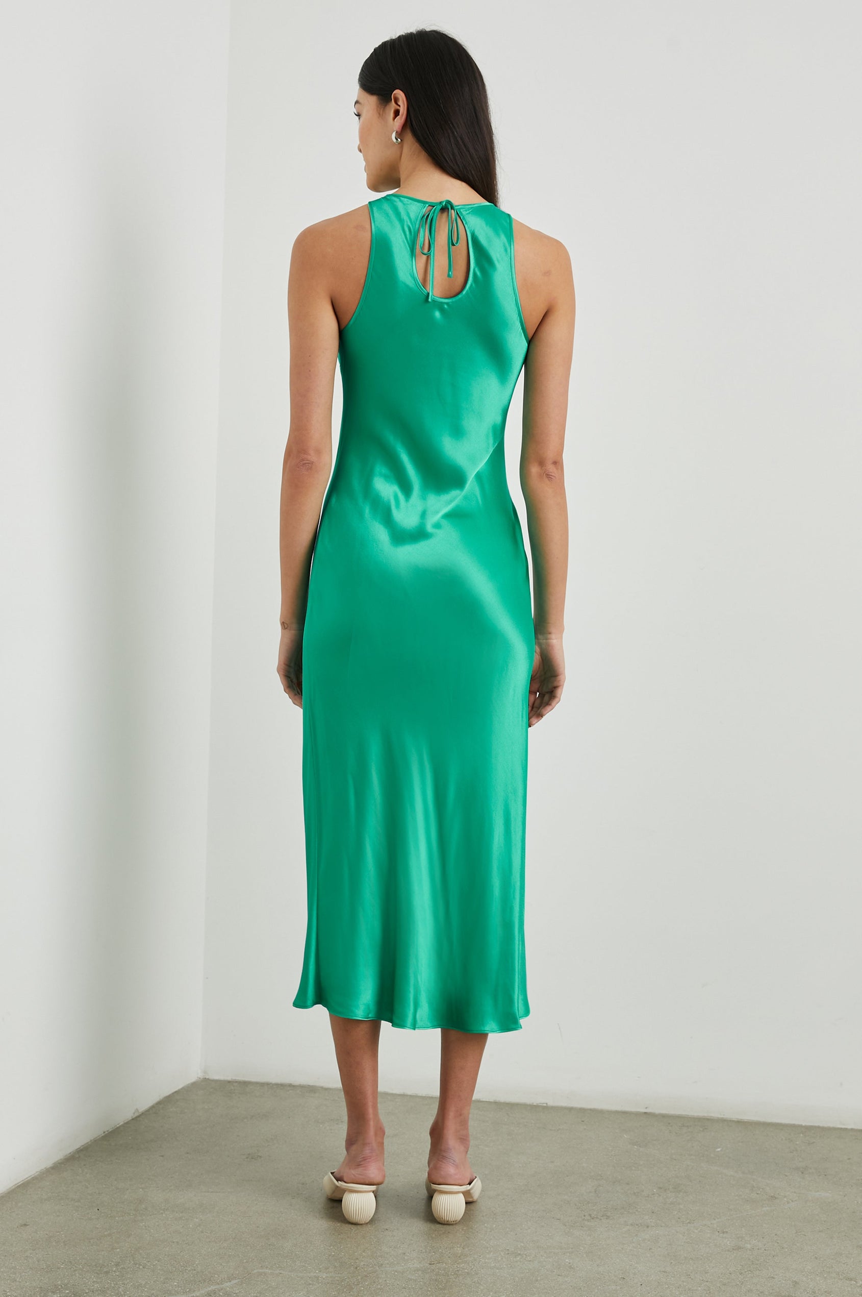 SOLENE-JADE- BACK BODY