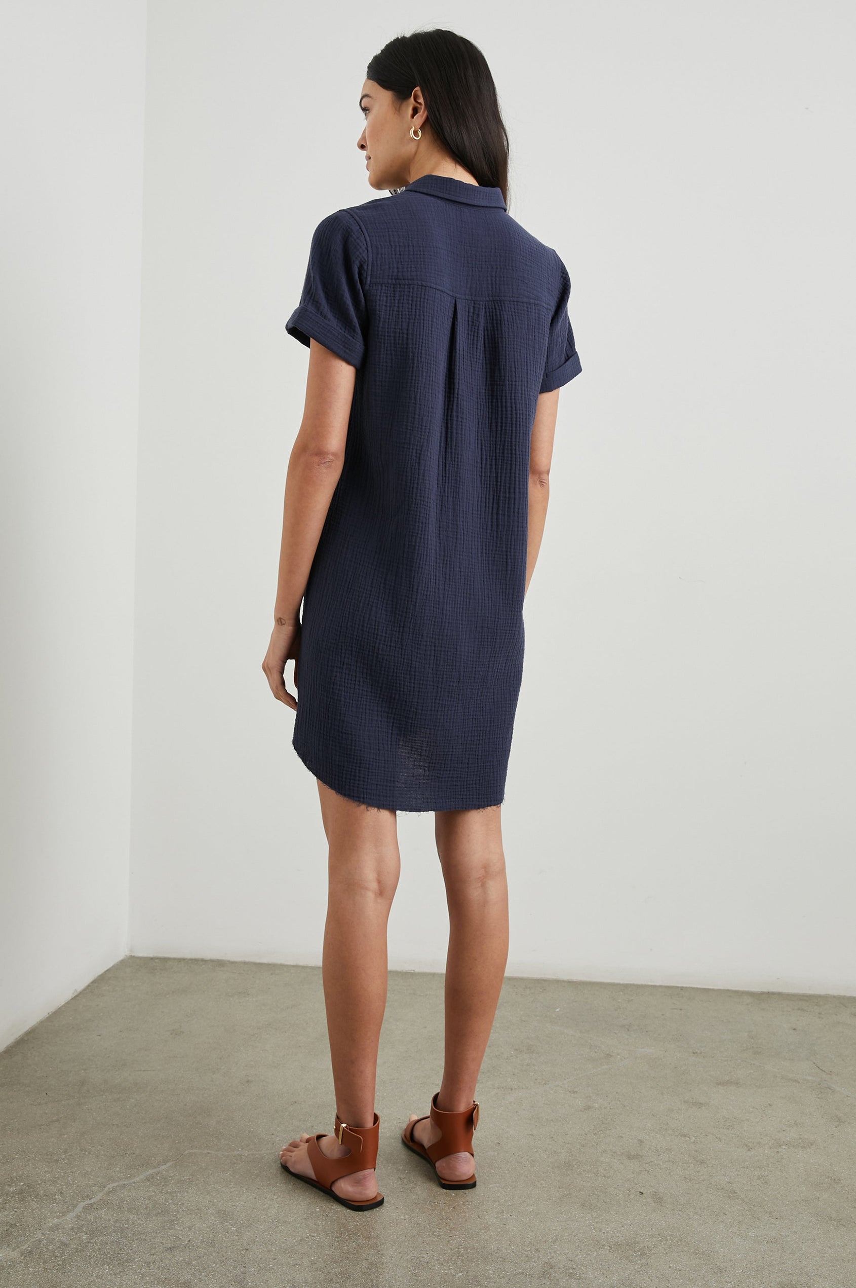 VALERIE-NAVY-BACK