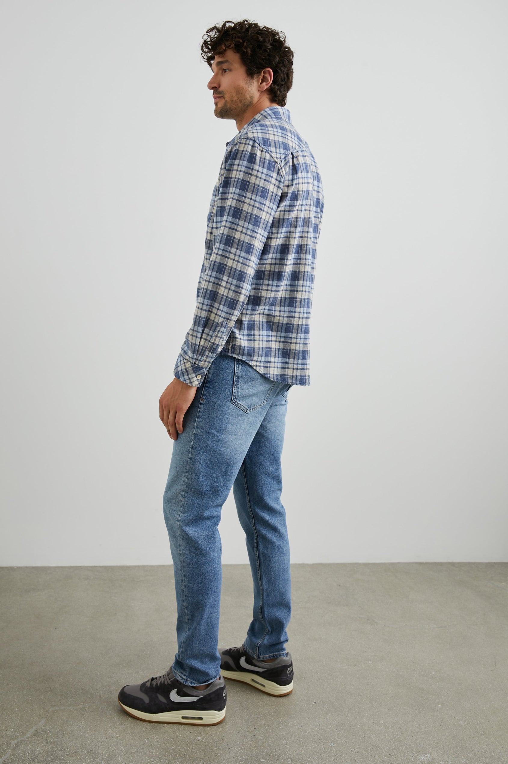 WYATT NAVY SORGHUM OXFORD - SIDE BODY