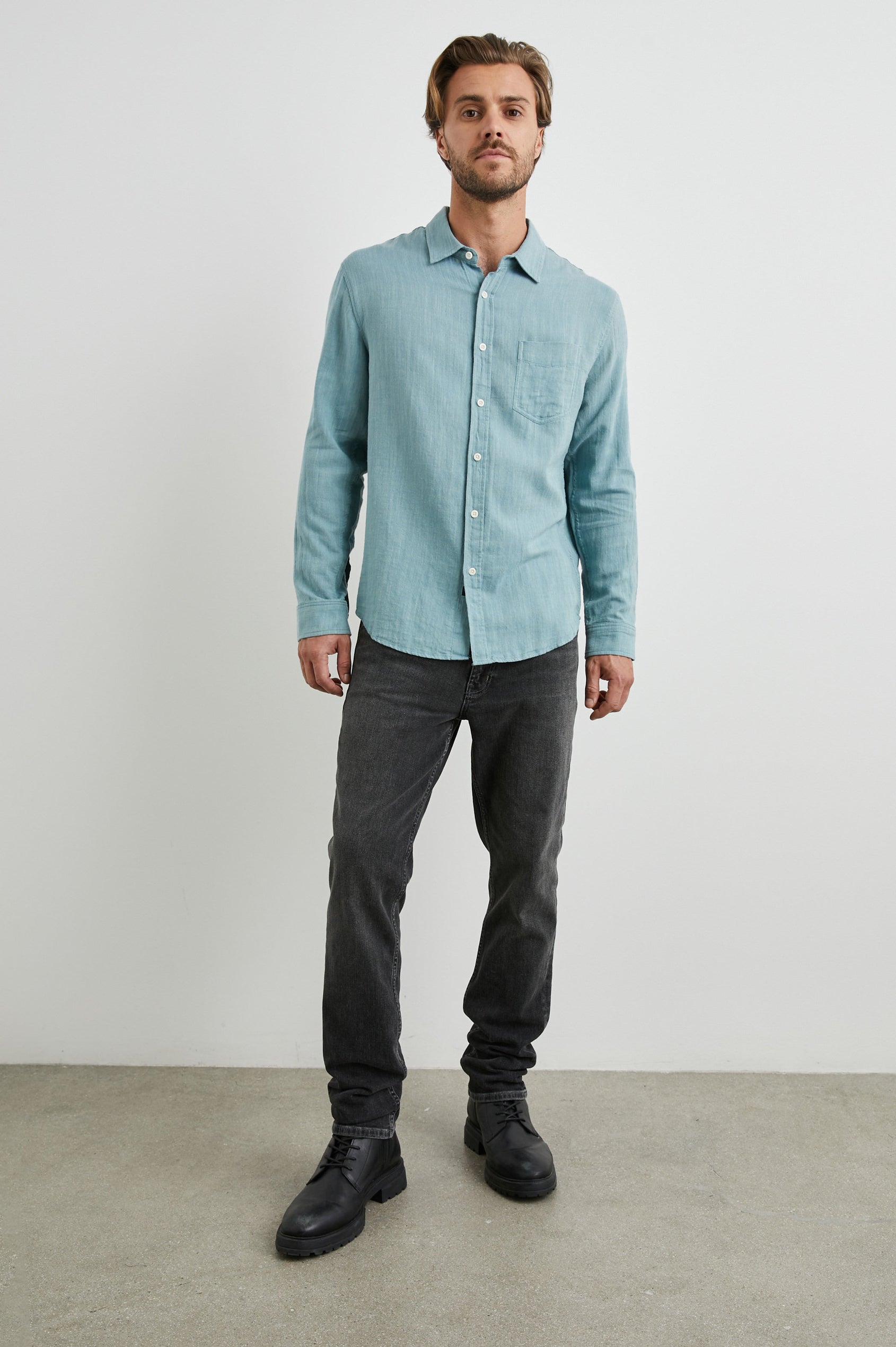 WYATT SHIRT SEA GREEN - FULL BODY