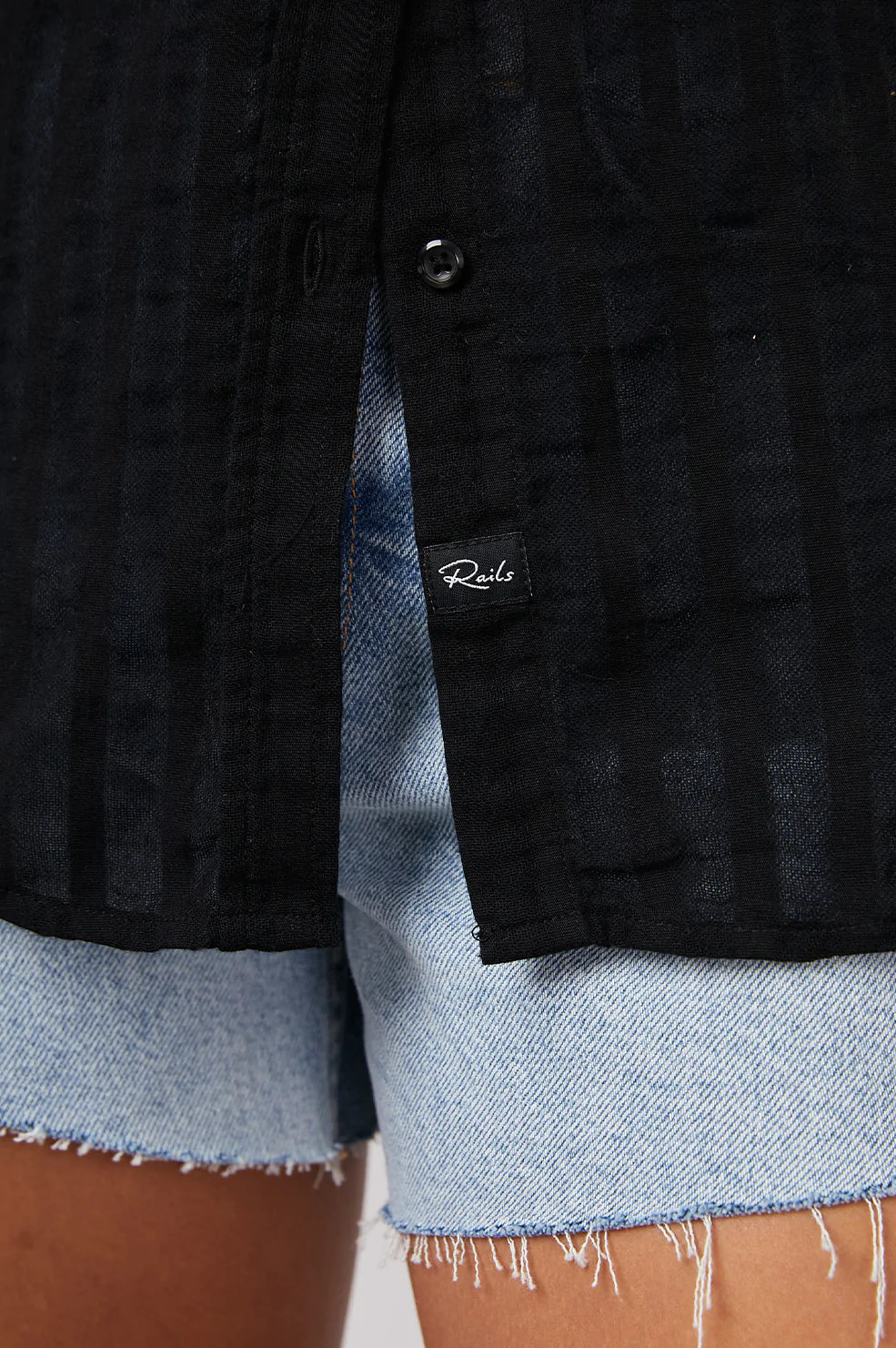 CHARLI BLACK SHADOW STRIPE LONG SLEEVE BUTTON DOWN - DETAIL