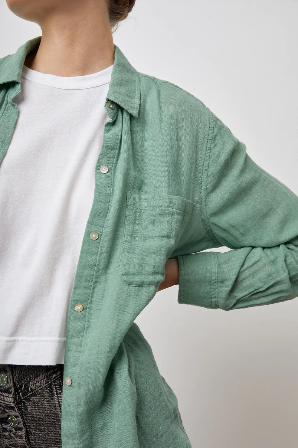 ELLIS GREEN APPLE SHIRT-DETAIL