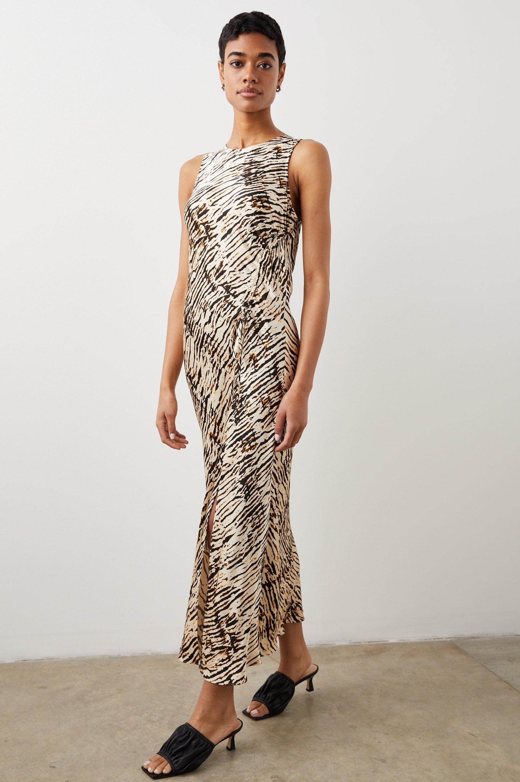 GABRIELLA DRESS NEUTRAL IKAT - SIDE ANGLE