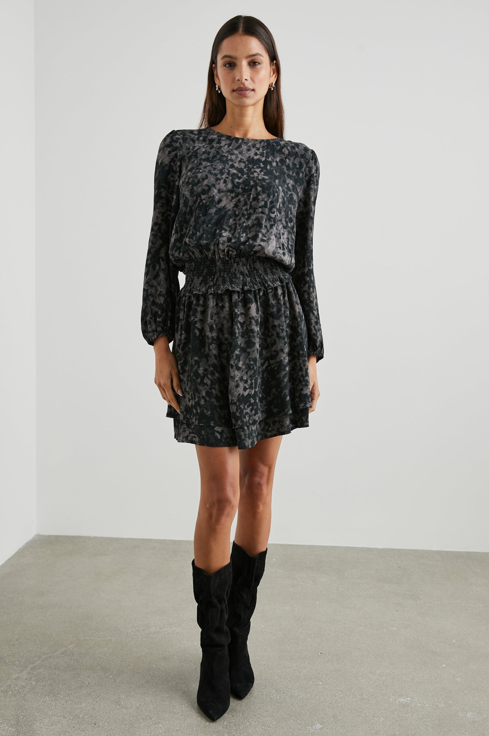 INEZ DRESS CHARCOAL TORTOISE - FULL FRONT BODY
