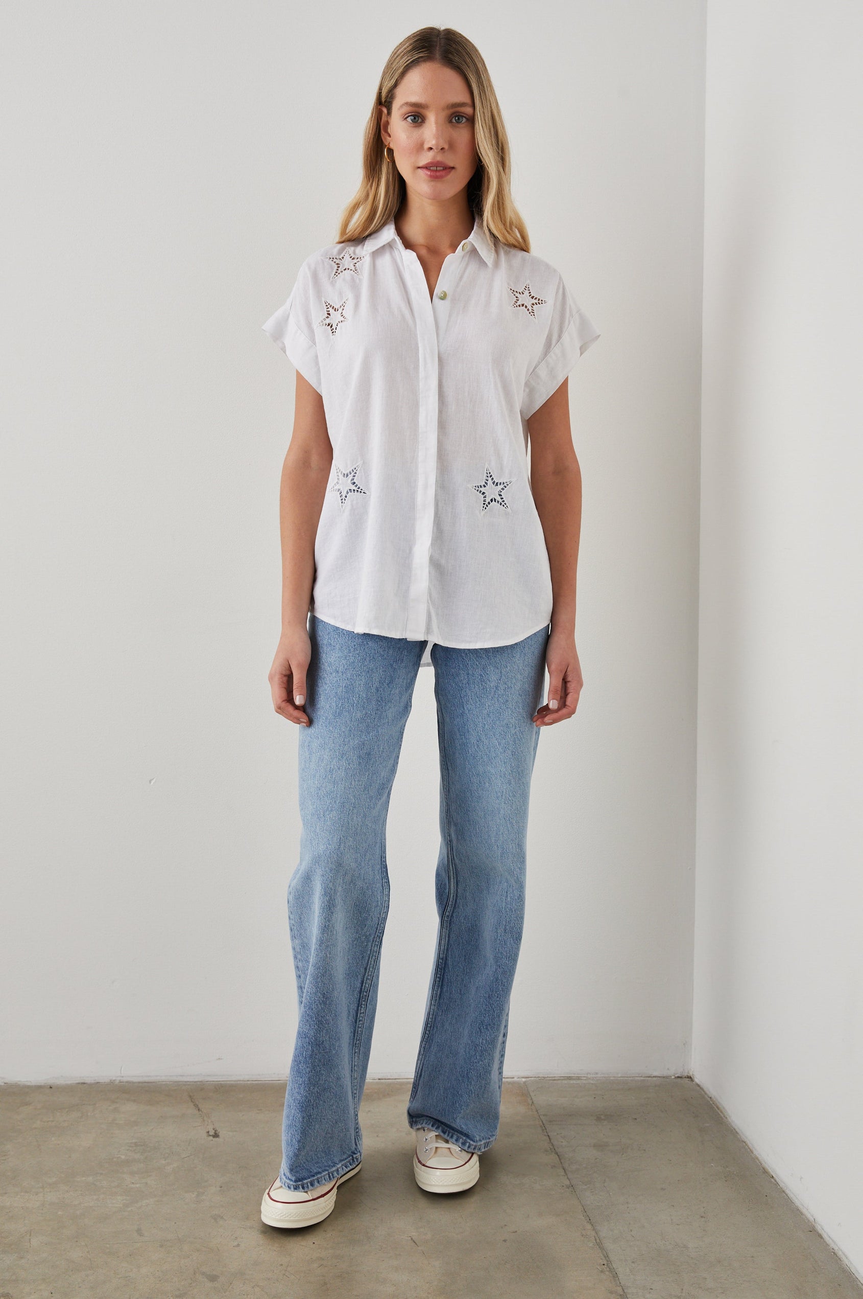 JAMIE TOP WHITE EYELET STARS - FRONT FULL BODY