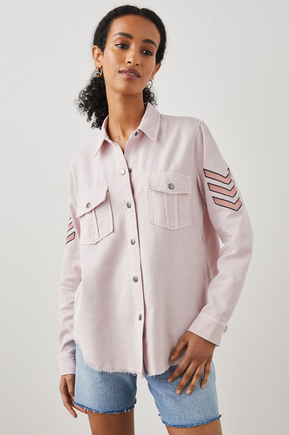 LOREN JACKET ROSE - FRONT UNTUCKED