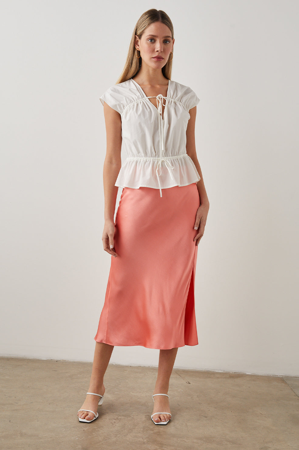 SAVI WHITE TOP - FRONT FULL BODY