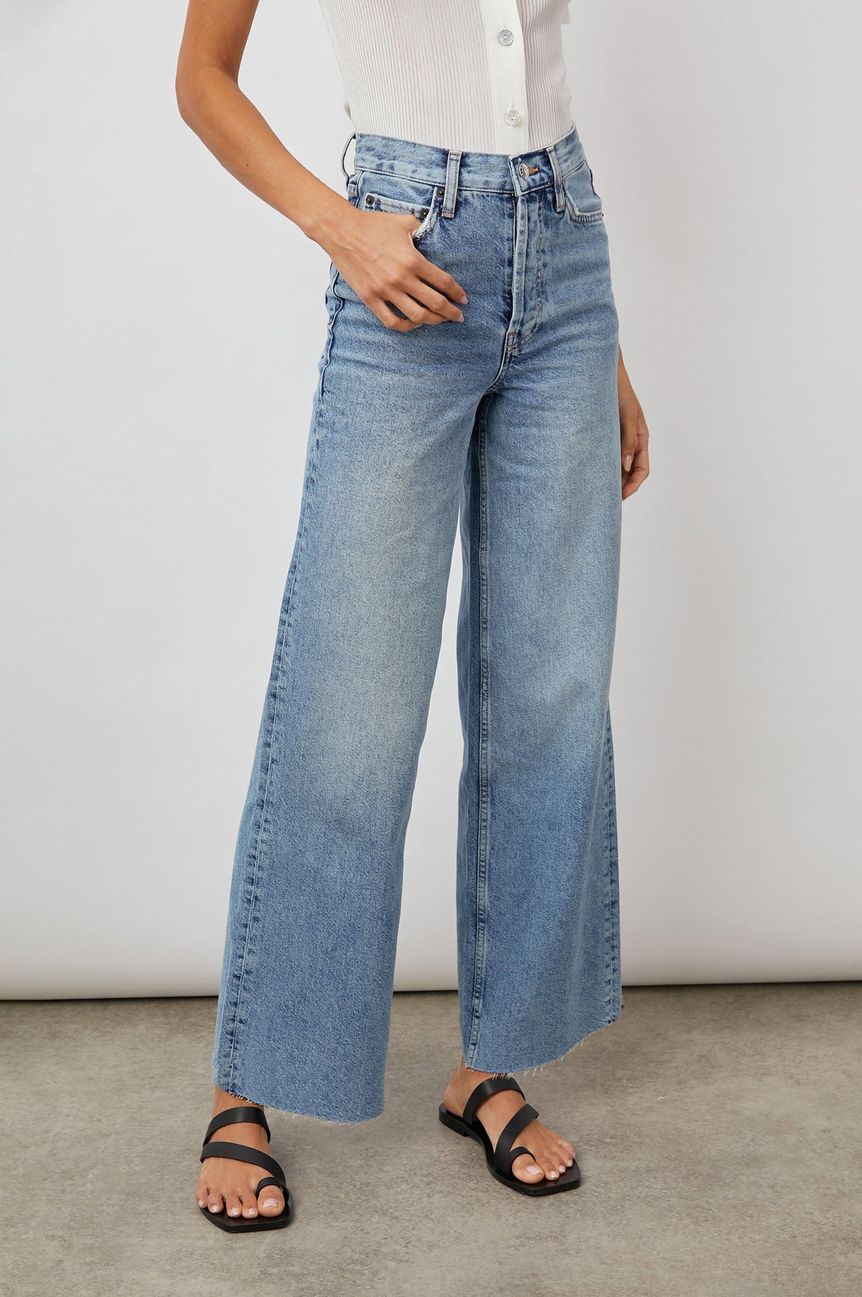 GETTY OLD INDIGO WIDE LEG JEAN - FRONT