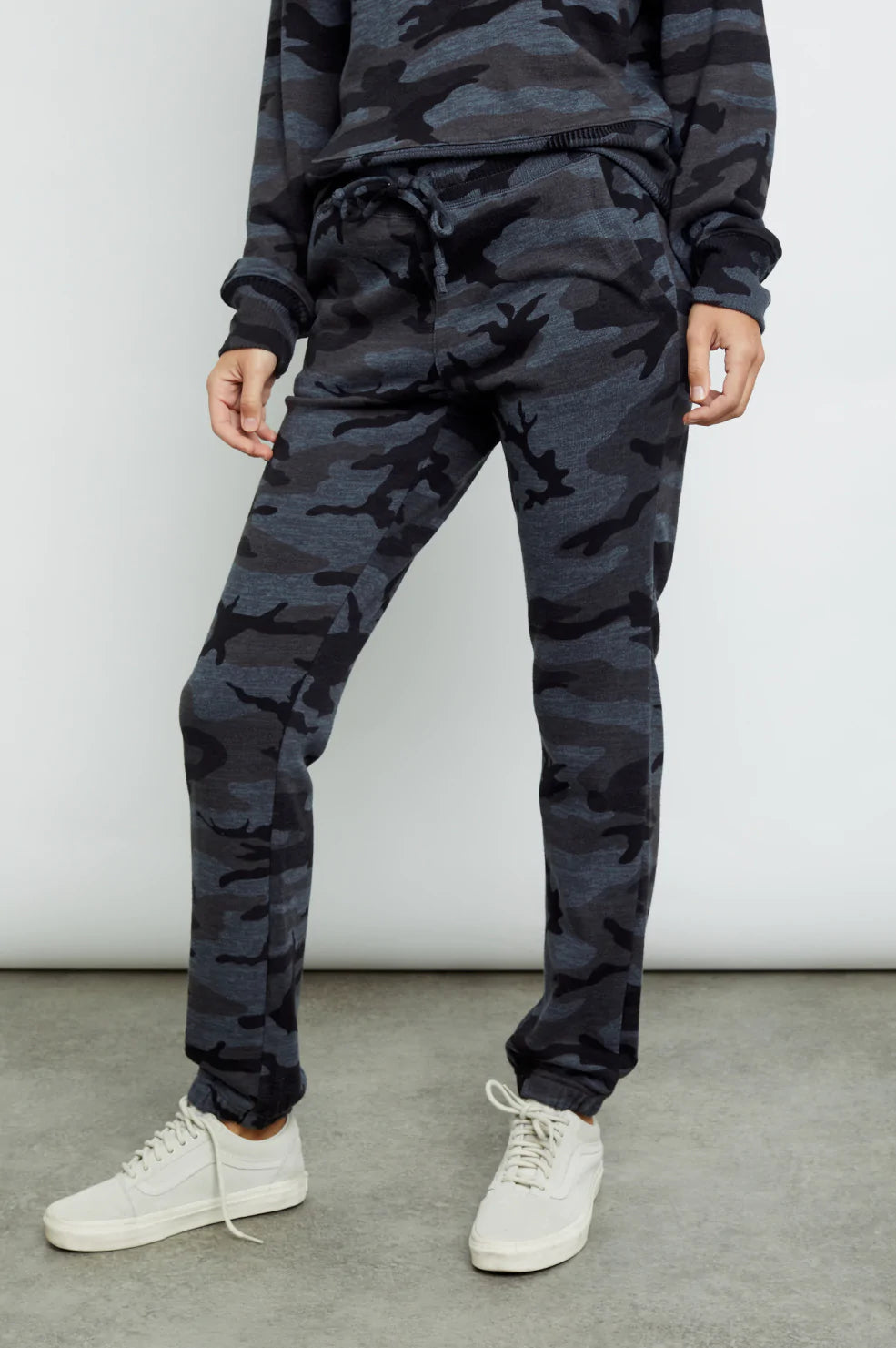 Kingston terry sweatpant in Iron Camo - front