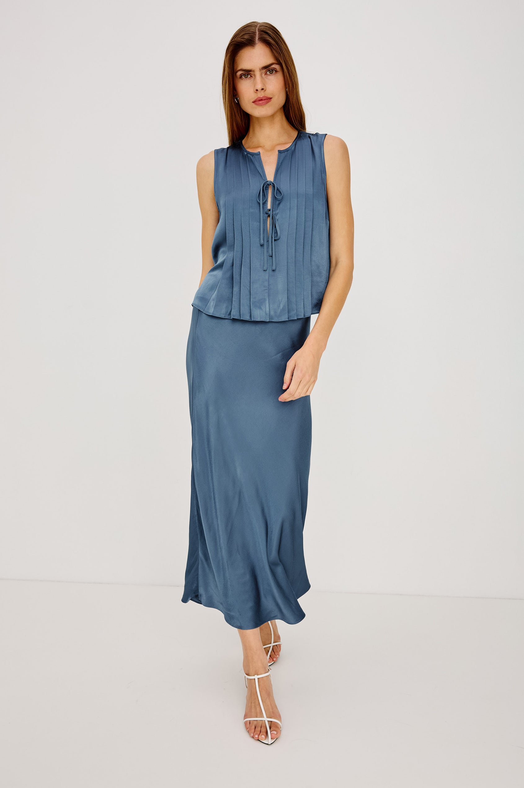 Aja Shirt in Linen Blend With Plunging Split Neckline With Self-Ties, Front Pleats, and Boxy, Cropped Fit in Atlantic Colorway - Full Body Front View Featured on Model
