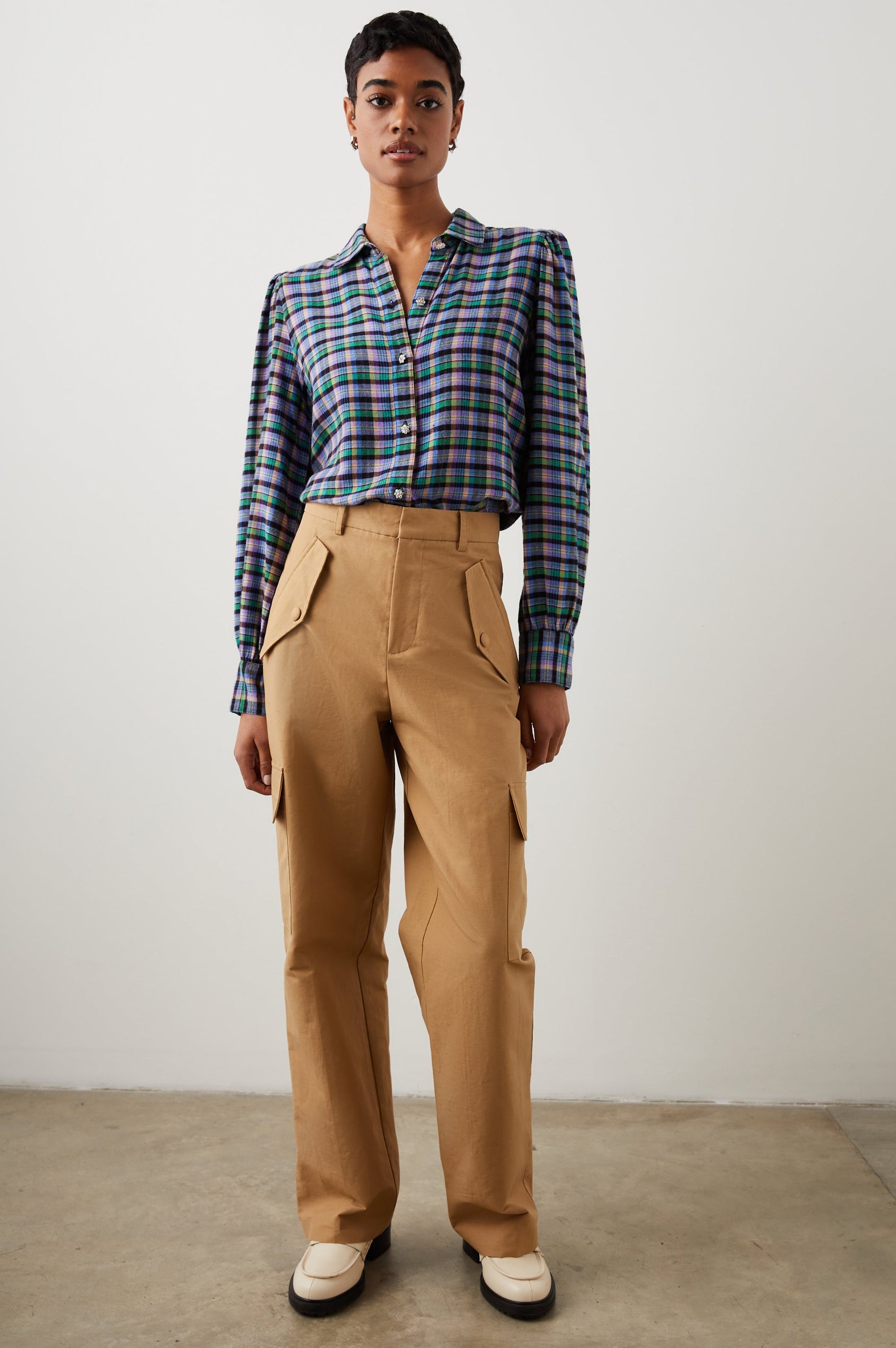 ANGELICA SHIRT IRIS PEACH - FULL FRONT BODY