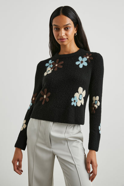 ANISE-ONYX-BLUE-DAISIES- FRONT