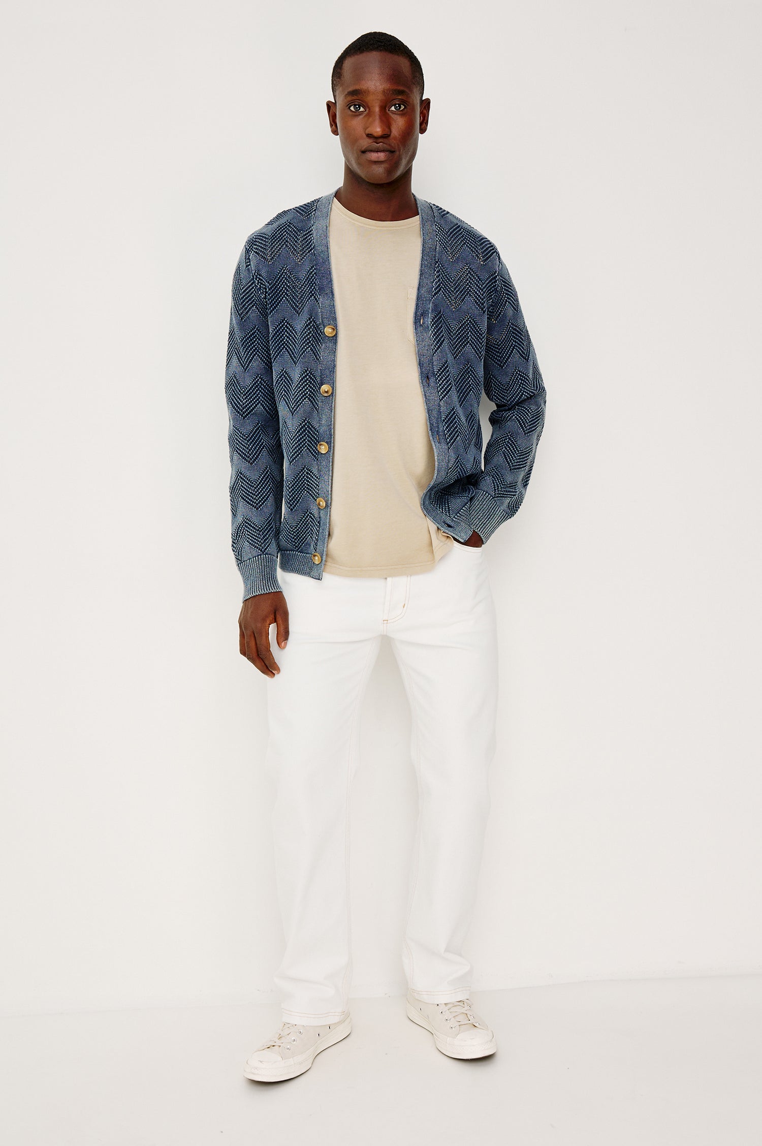 Ashe Cardigan Sweater in Jacquard Knit With Unique Spray-Wash Finish, Front Buttons, Regular Fit, and Long Sleeves in Sunfaded Navy Colorway - Full Body Front View Featured on Model