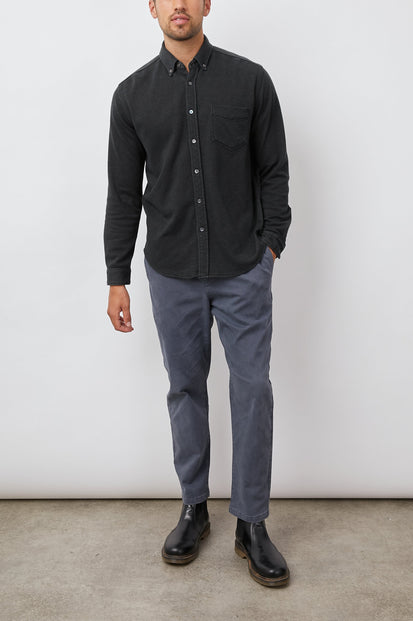 BERKELEY SHIRT WASHED BLACK - FULL BODY