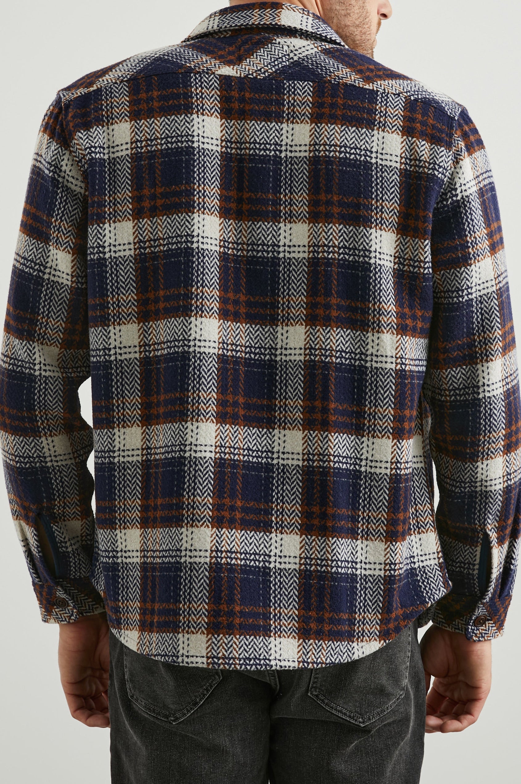 BERKSHIRE-NAVY-UMBER-CREAM-BACK