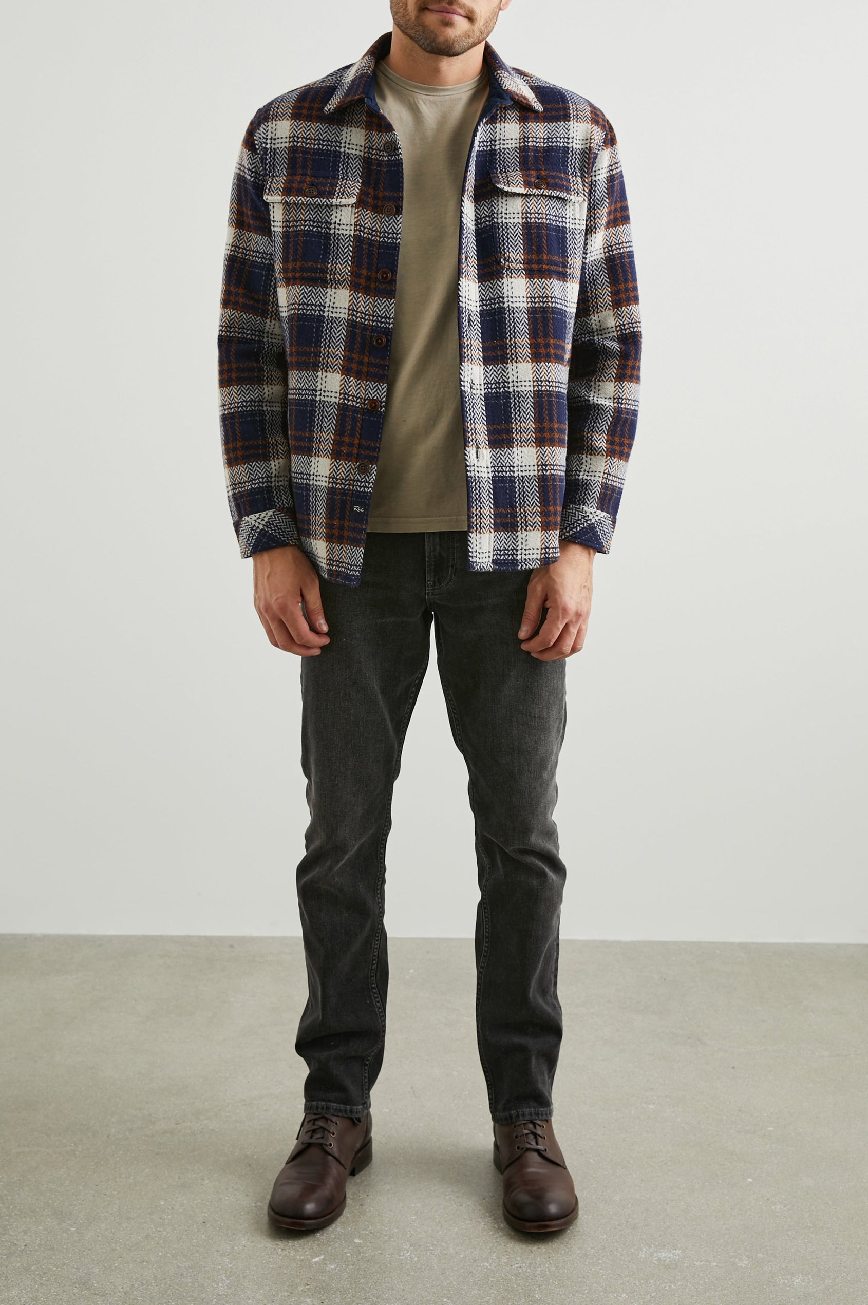 BERKSHIRE-NAVY-UMBER-CREAM-FULL FRONT BODY