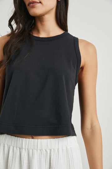 THE BOXY TANK - BLACK