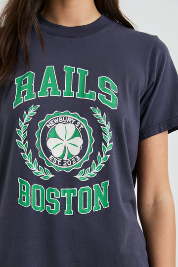 BOYFRIEND-TEE-RAILS-BOSTON-DETAIL