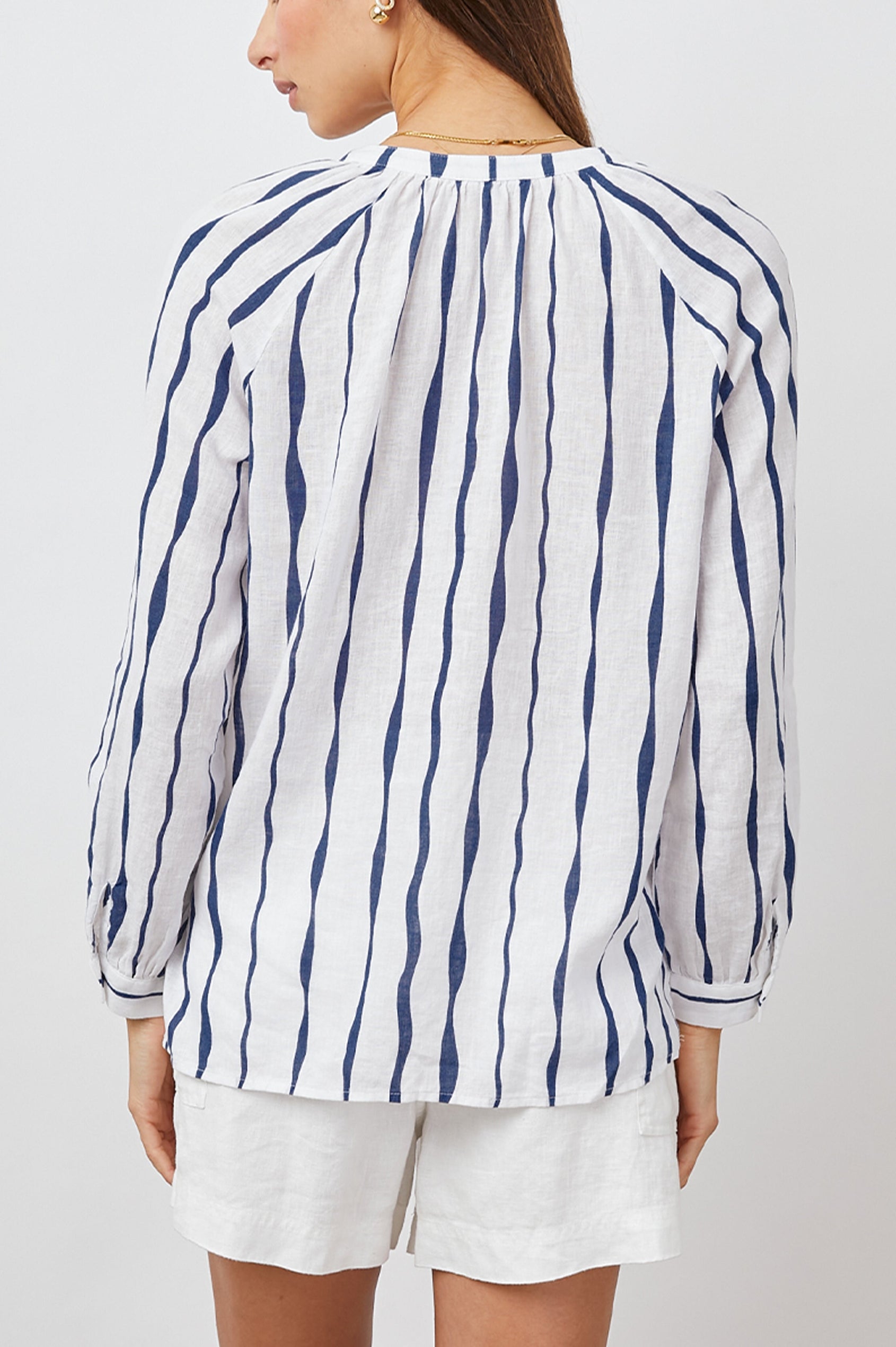 BRIELLE-WAVY-STRIPE-BACK