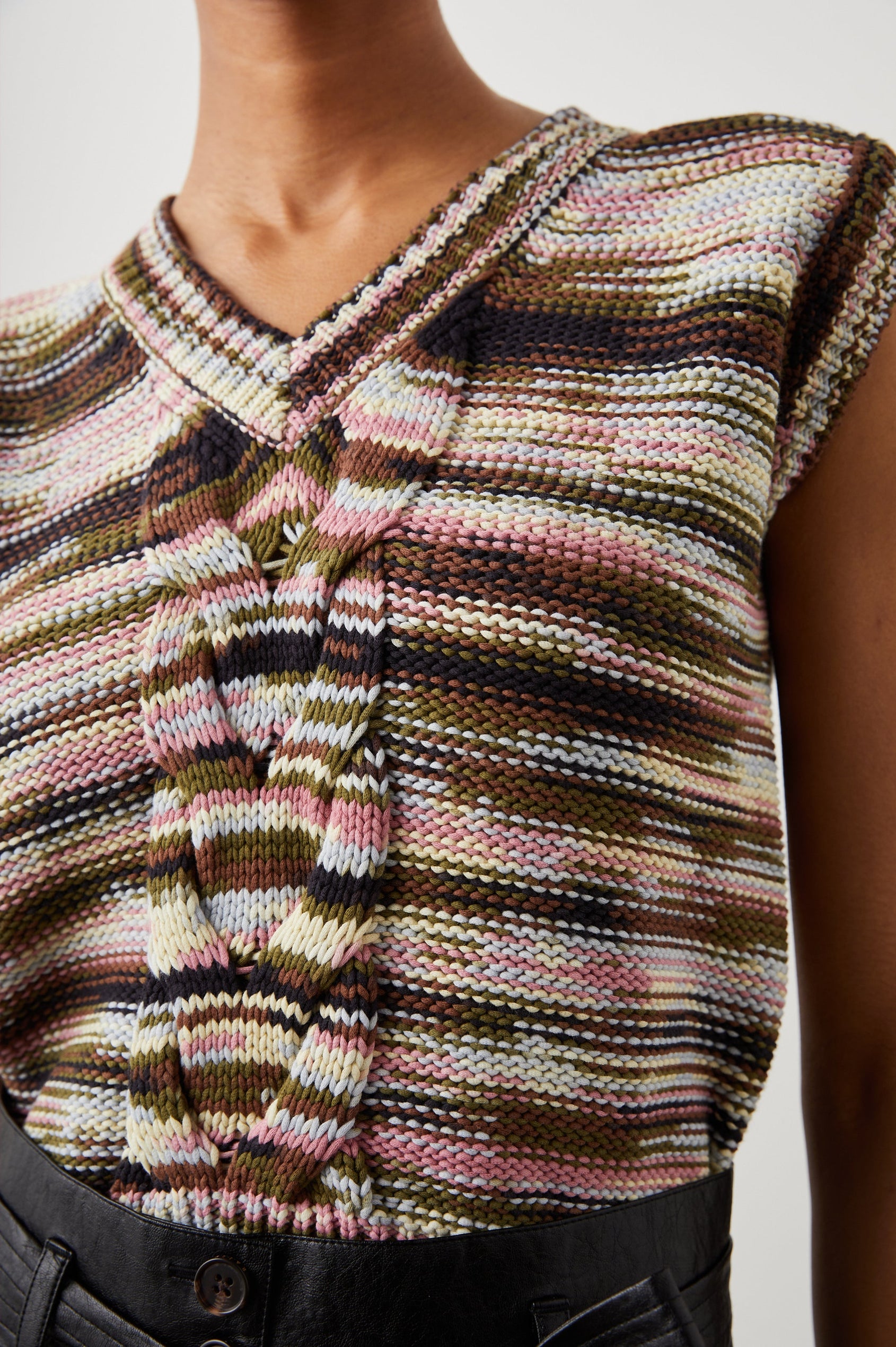 BRIXTON VEST FOREST SPACE DYE - DETAIL