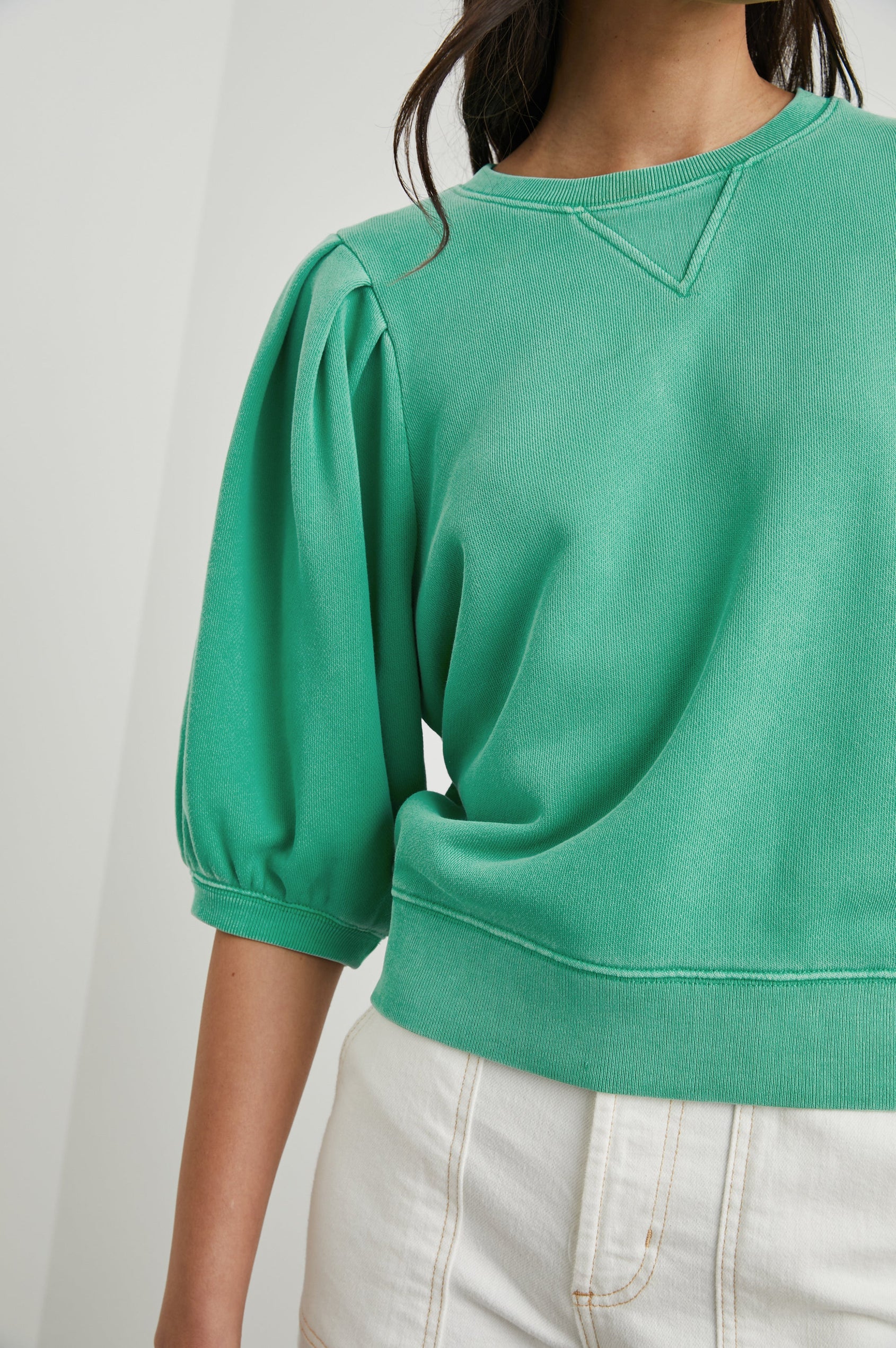 CAMY-JADE-DETAIL