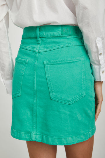 CANYON SKIRT - EMERALD - BACK CLOSE UP