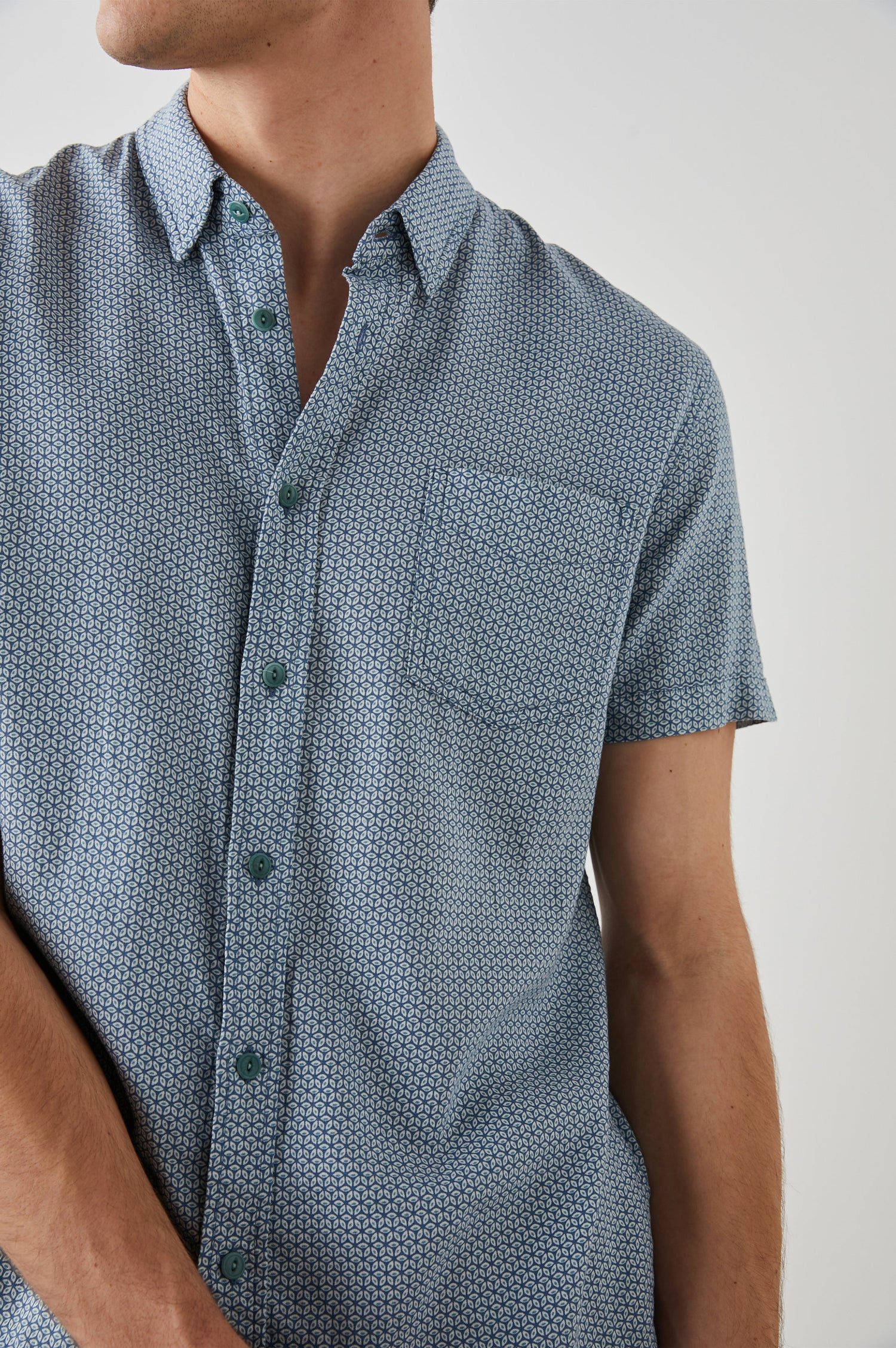 CARSON FRESCO NAVY INDIGO SHIRT - DETAIL